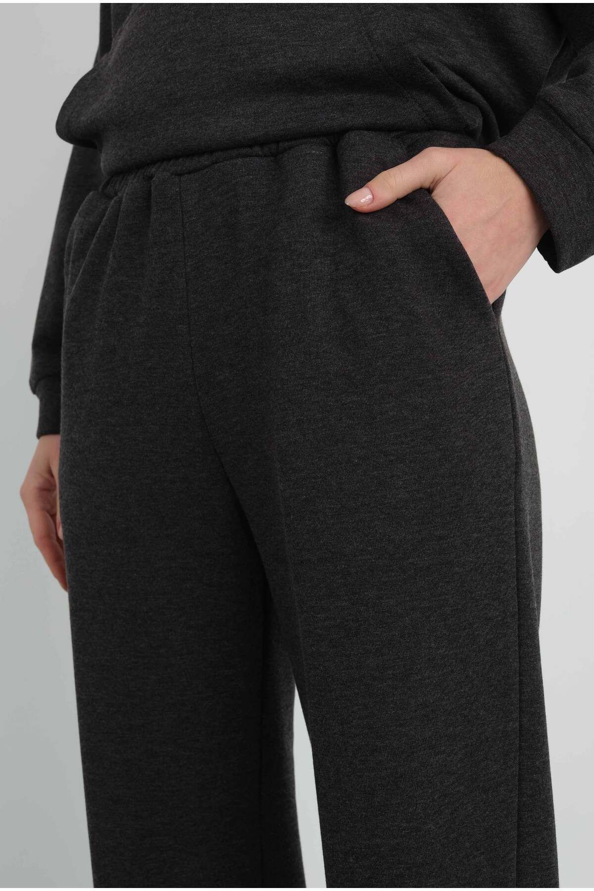 HEQA-Anthracite Colored Elastic Leg Sweatpants 4