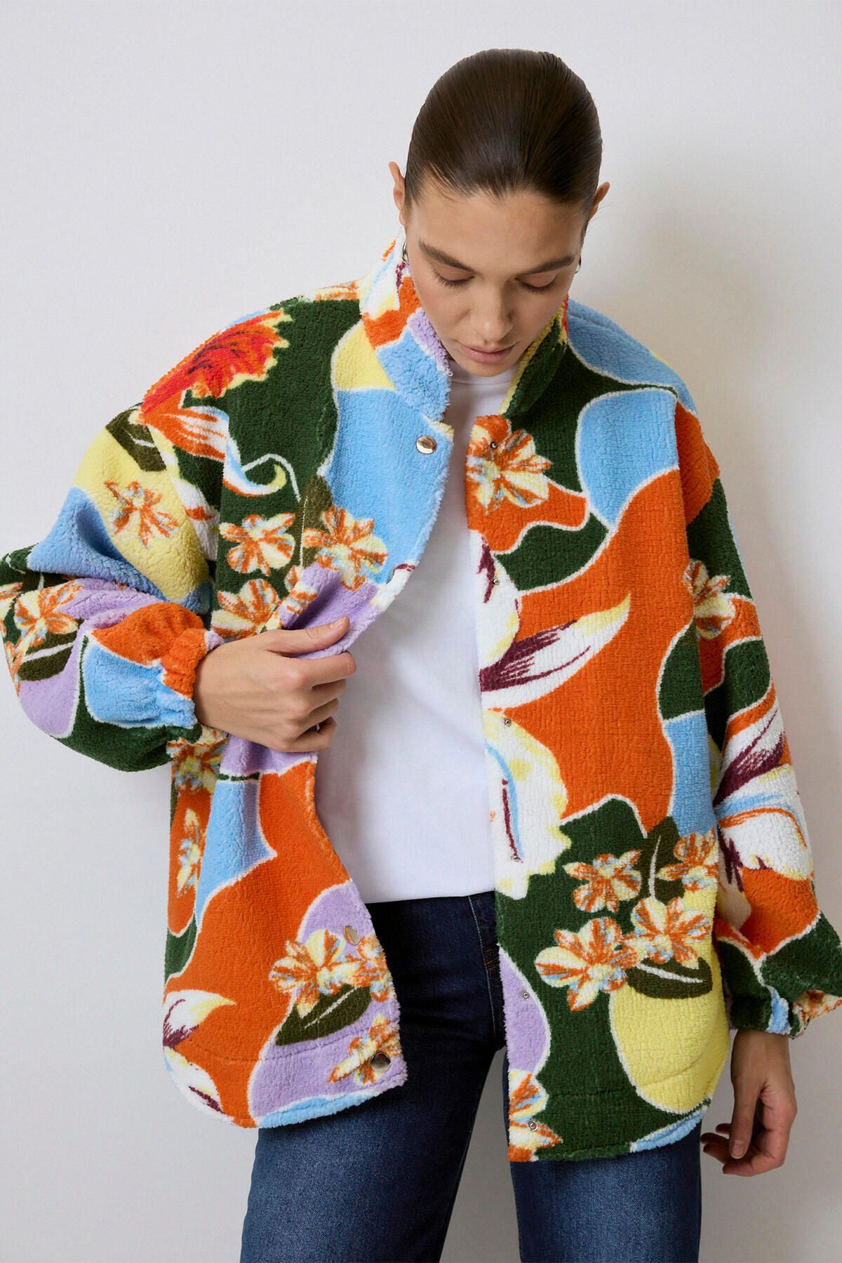 Touché Privé-Plush Jacket with Patterns 4
