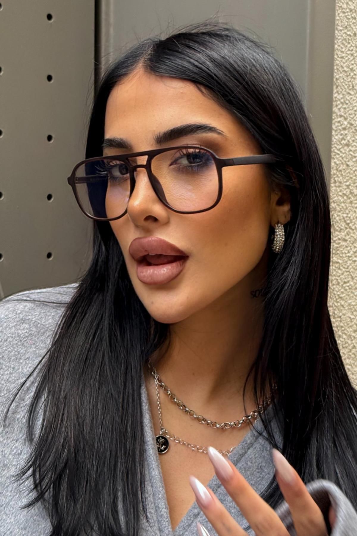 FALAN EYEWEAR-نظارات Buena النسائية - تصميم كتلة زرقاء بورجوندي 1