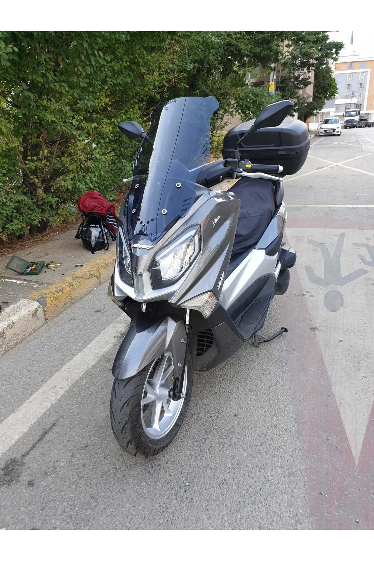 Revolt Rm5 Siperlik Ön Cam 2020 2021 Model 65cm Füme Renkli 4mm ORTA BOYLU CAM