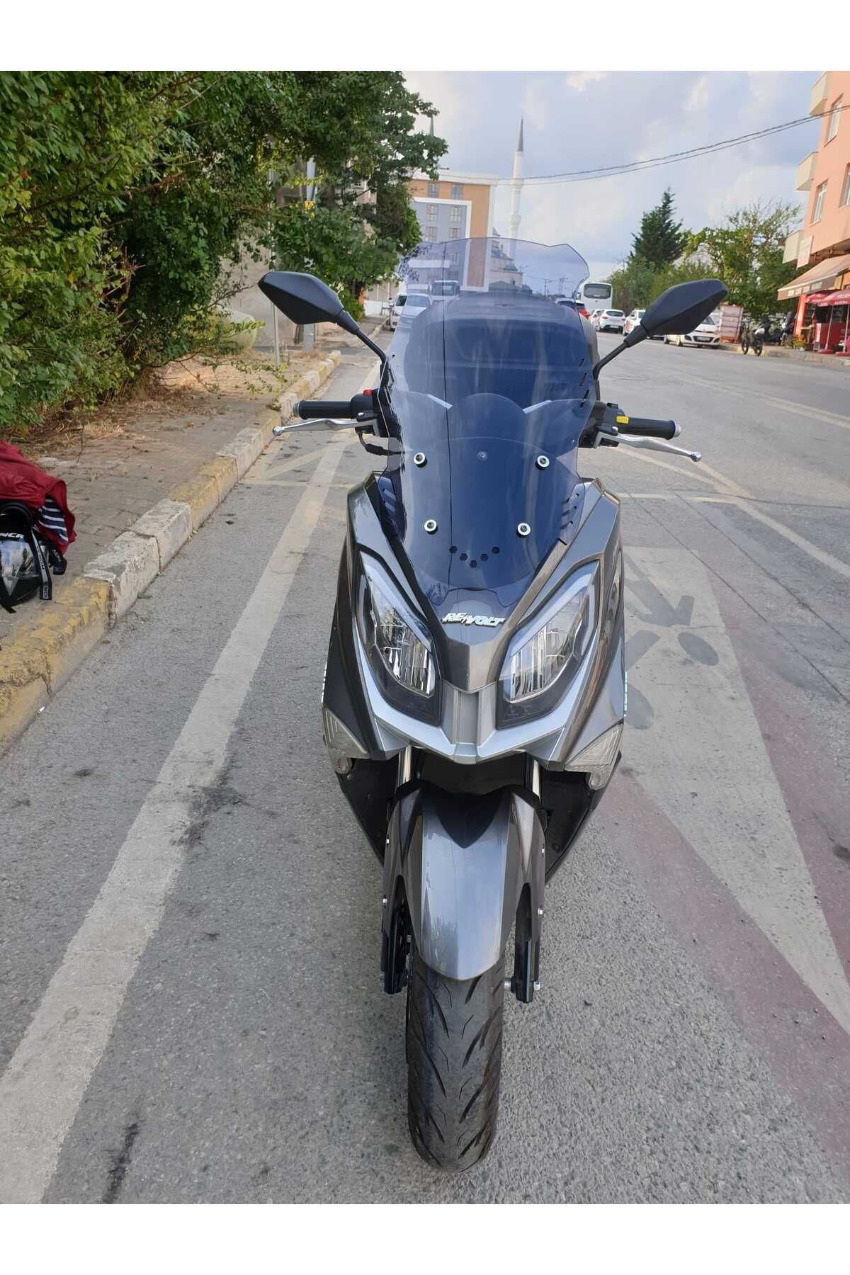 Revolt Rm5 Siperlik Ön Cam 2020 2021 Model 65cm Füme Renkli 4mm ORTA BOYLU CAM