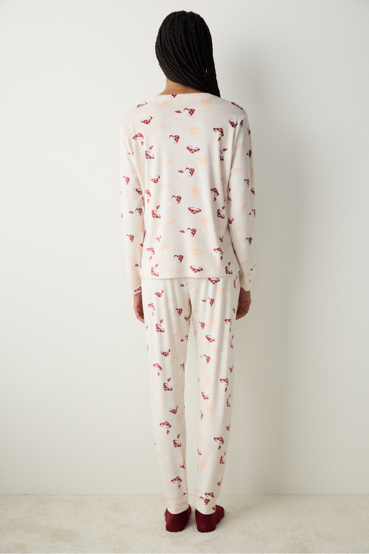 Penti-Lässiges Fuzzy-Pyjama-Set in Beige mit Hose 4