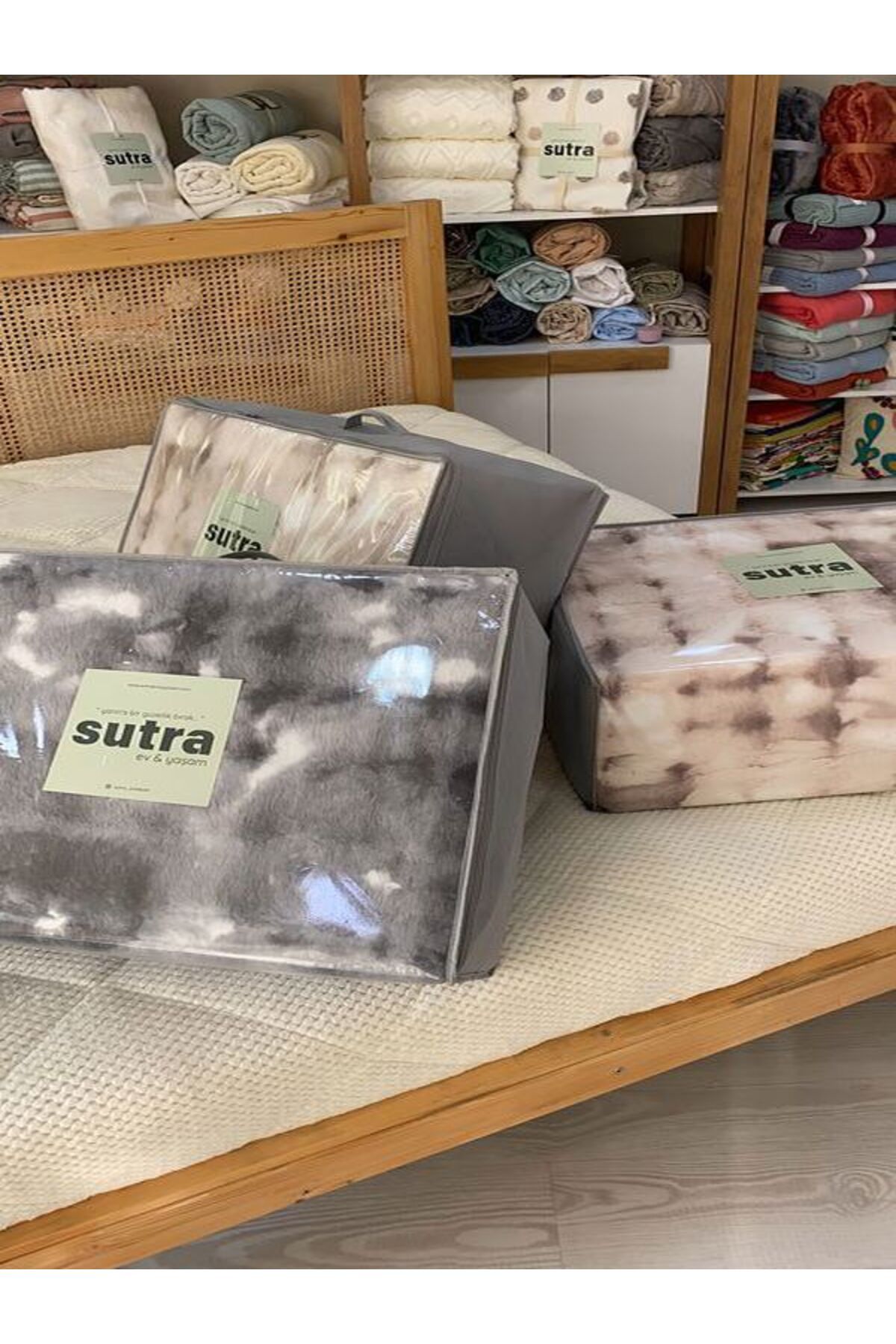 sutra-Bubble Tie Dye Rabbit Feather Double Duvet Bedspread Set 4