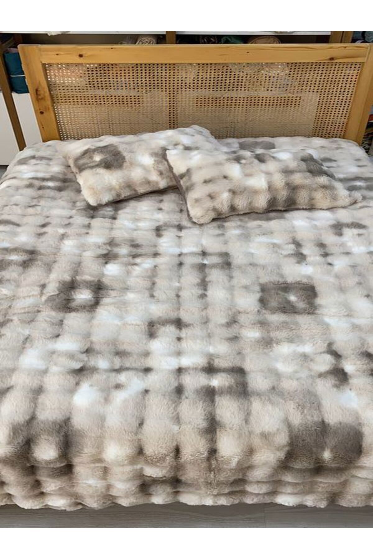 sutra-Bubble Tie Dye Rabbit Feather Double Duvet Bedspread Set 2