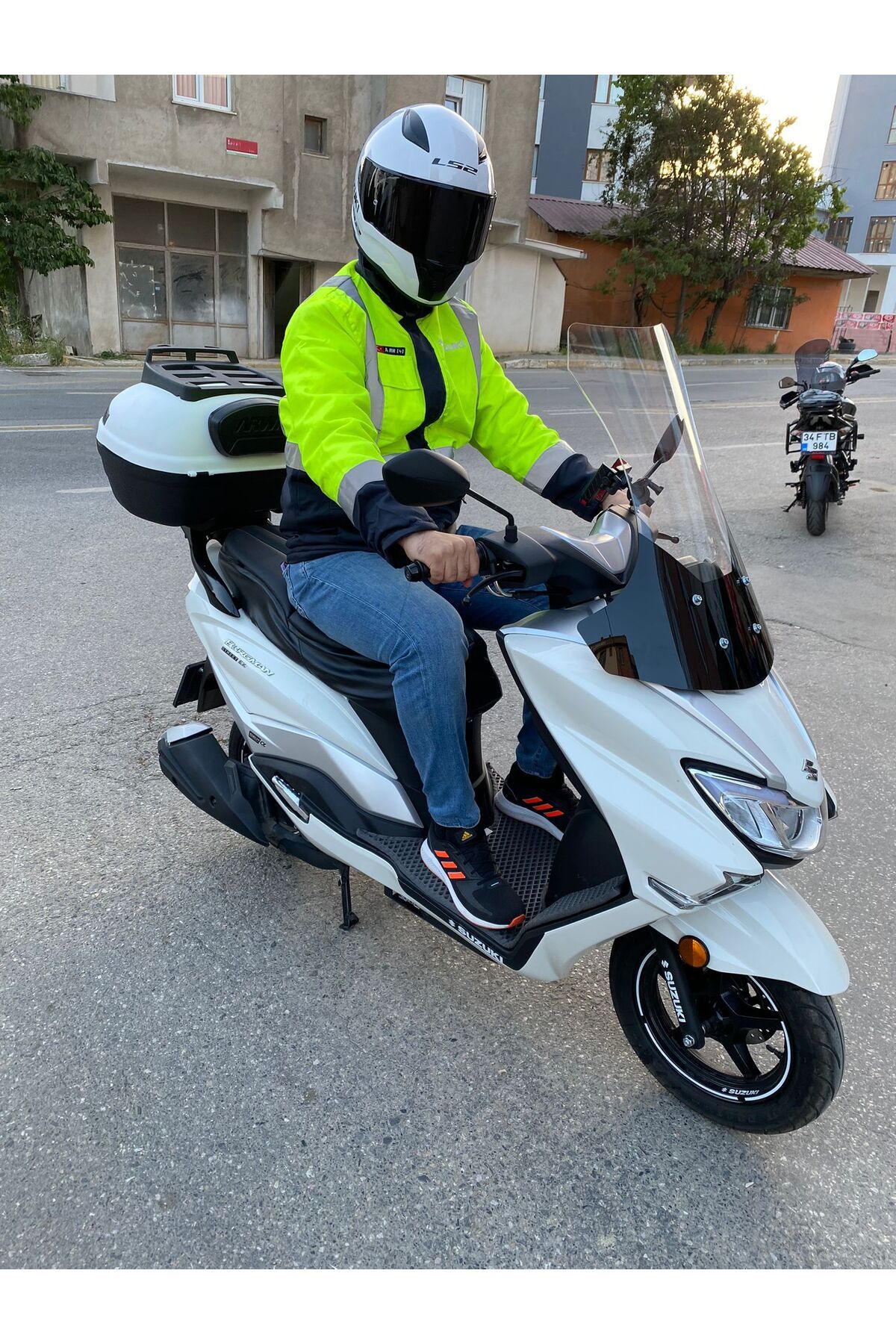 Suzuki Burgman Street EX 125 Siperlik Ön Cam 2023-2025 Model 62cm Şeffaf Renkli 4mm