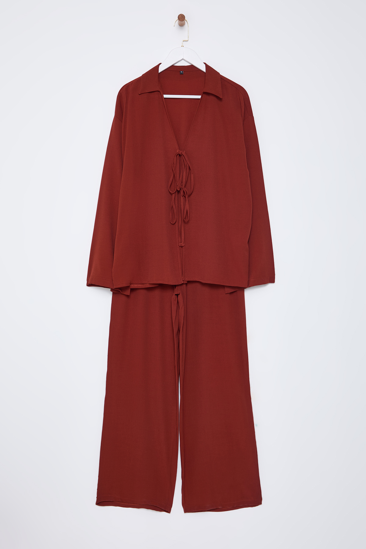 Trendyolmilla  Kiremit Oversize Önü Bağlamalı Bluz Ve Geniş Paça Pantolon Dokuma Alt-Üst Takım TWOSS25AU00035 - Görsel 6