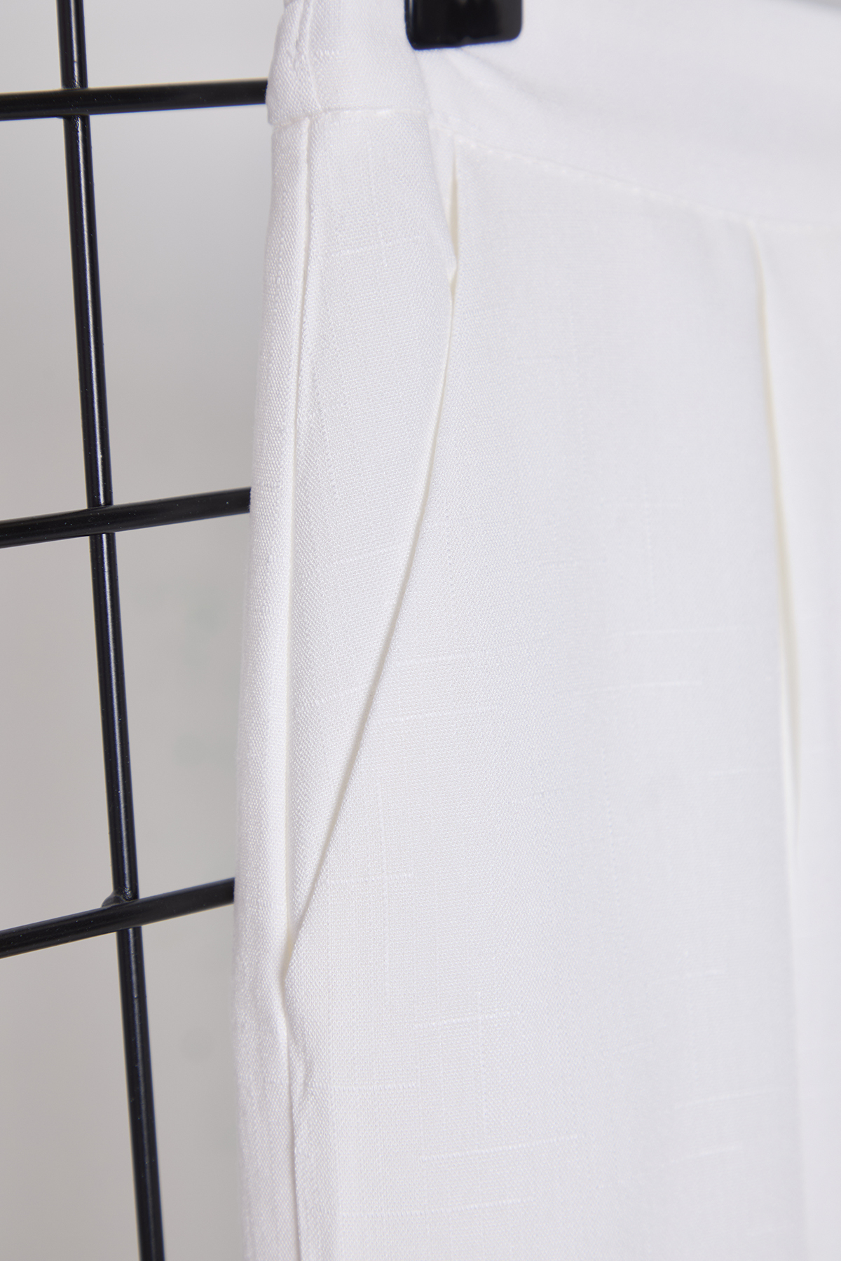 Trendyolmilla  Beyaz Keten Görünümlü Wide Leg/Geniş Paça Dokuma Pantolon TWOSS25PL00020 - Görsel 7