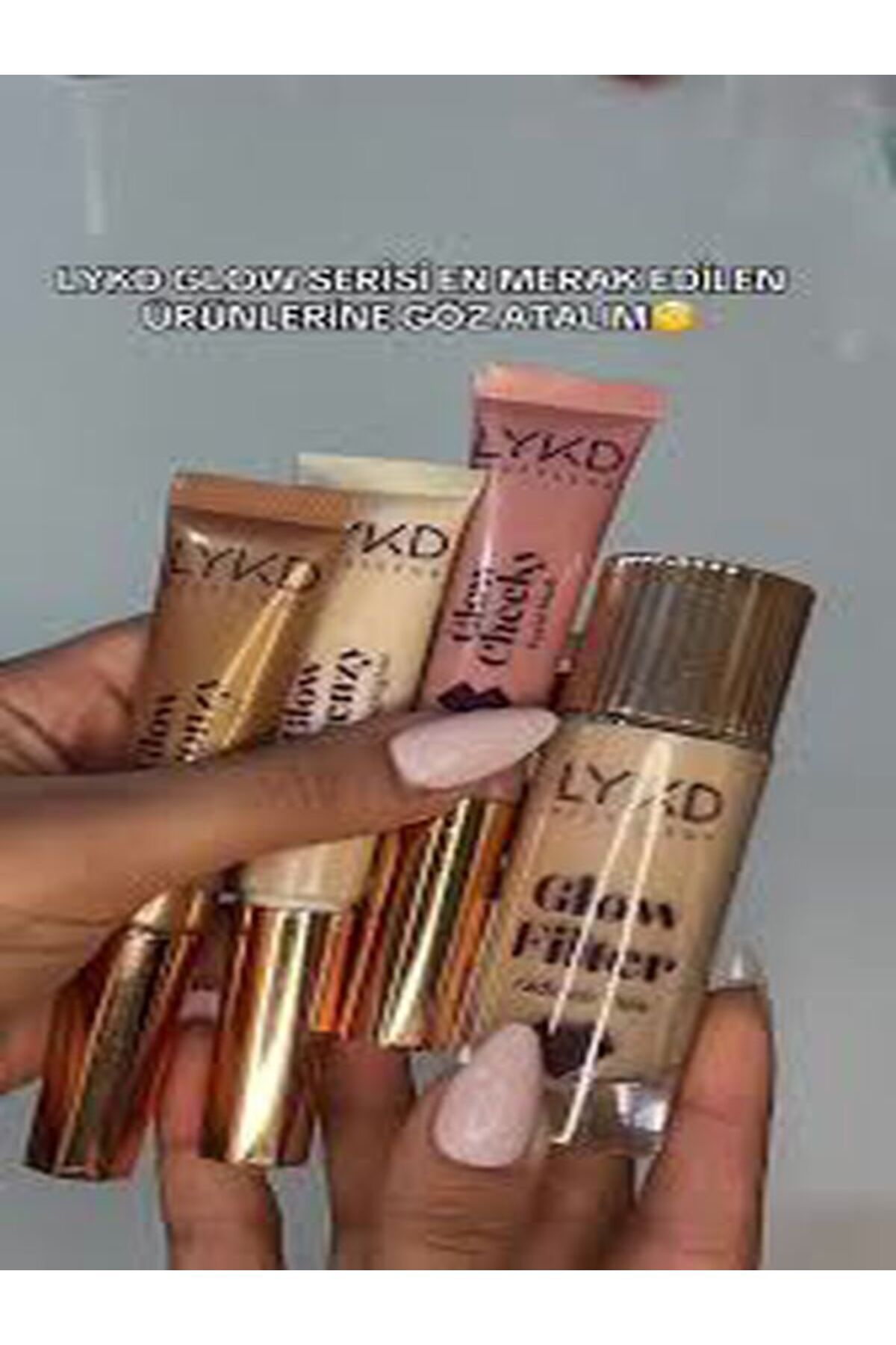 lykd-Glow Frenzy 950 Golden Illuminated Tilbury Liquid Illuminator 3