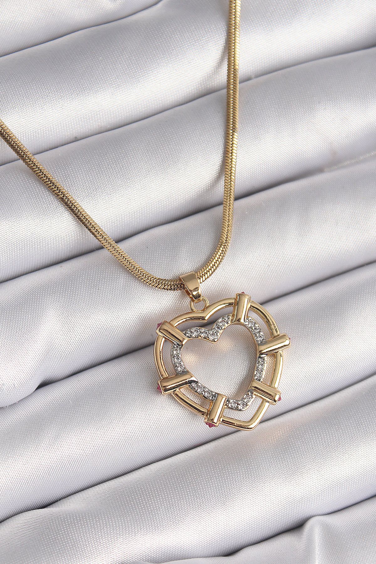 MMB Boutique 316L Çelik Gold Renk İtalyan Zincir Mix Renk Zirkon Taşlı Kalp Model Kadın Kolye