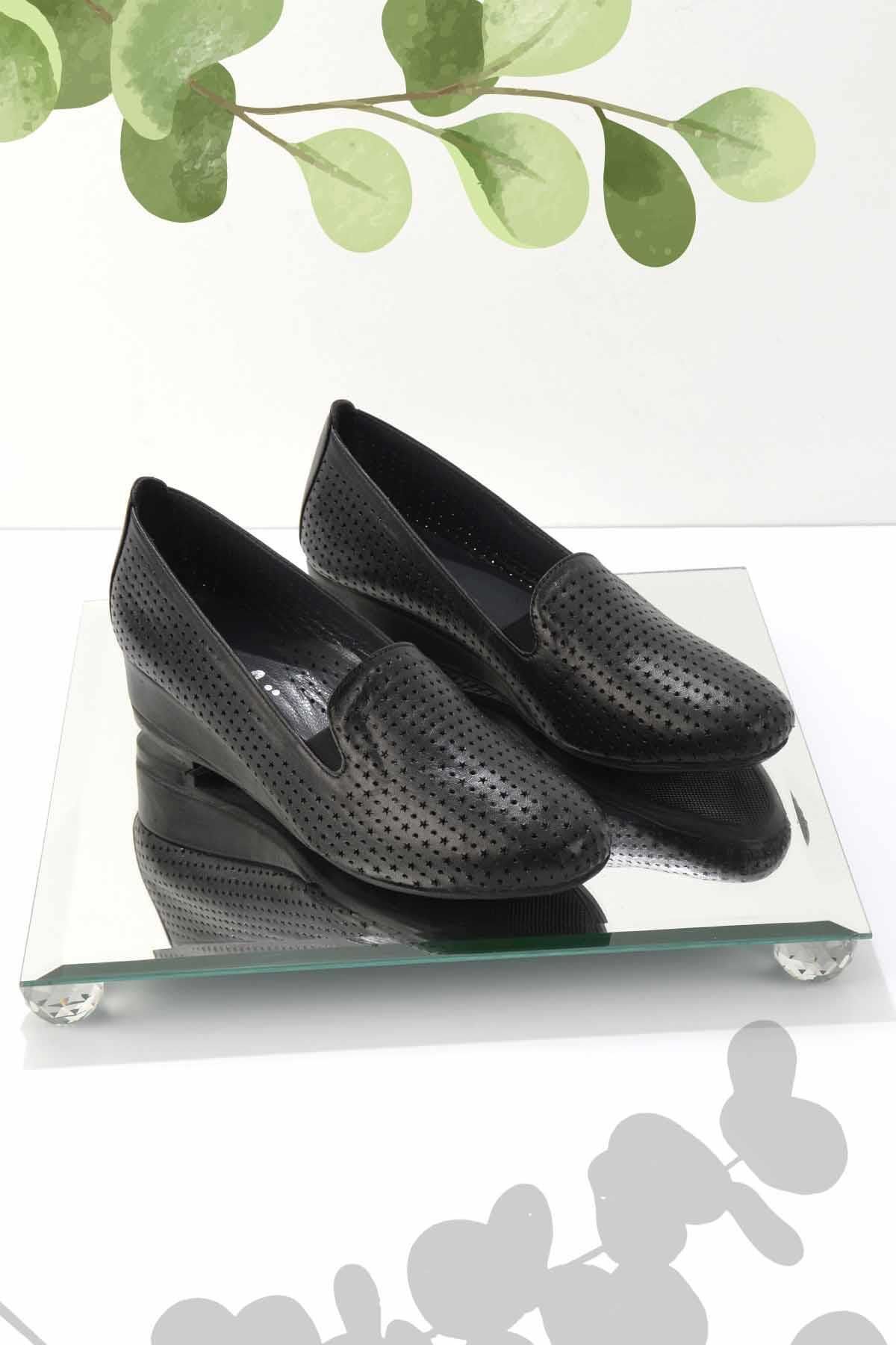 Bambi Pantofi Cu Toc Pentru Femei Din Piele Naturală Neagră K 01531199503 Femeie - 37