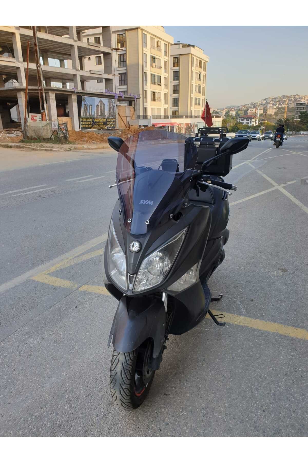 SYM Joymax 250 İ Siperlik Ön Cam 2013 2016 Model 54cm Füme Renkli 4mm KISA SPOR CAM