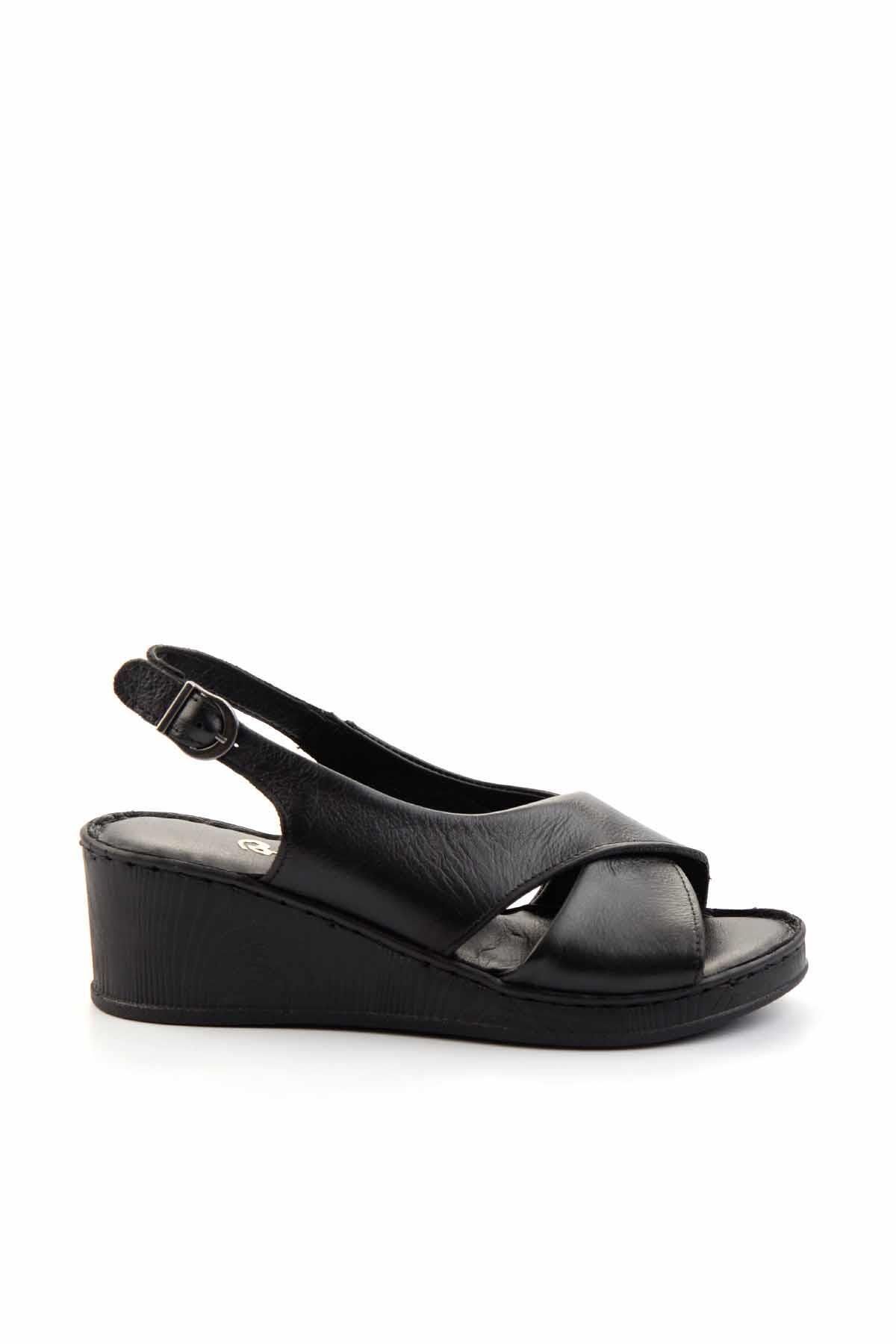 Bambi Czarne, Oryginalne Skórzane Damskie Buty Na Koturnie K 05466057003 Kobieta - 36