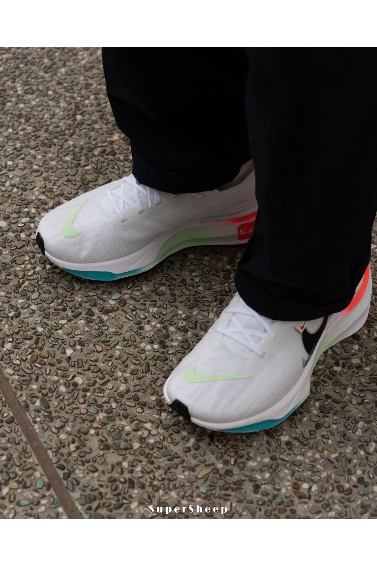 Nike-Zoomx Invincible 3 -'Dragon of the Year' Model 7