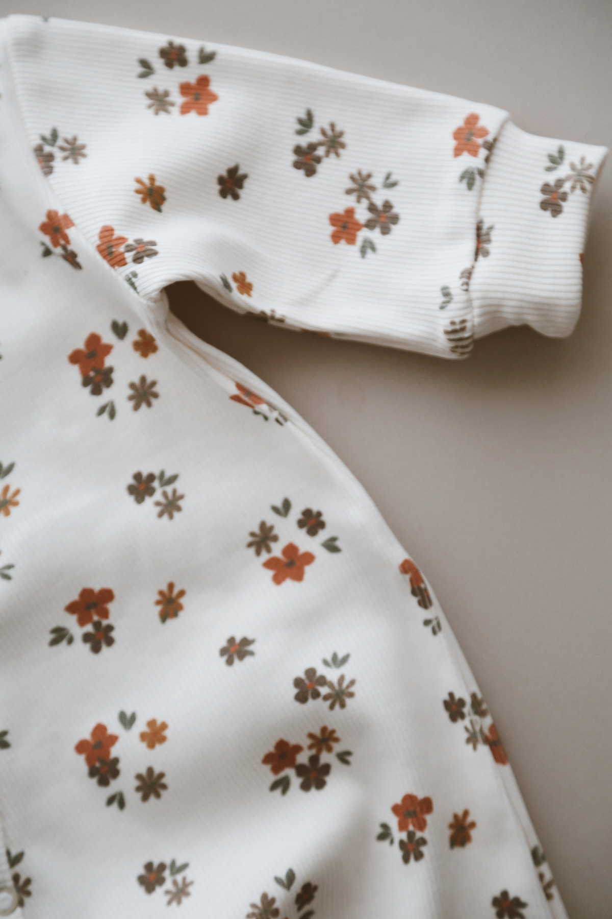 DoDo'S Baby Çiçek Desenli Organik Kaşkorse Bebek Tulum fotoğrafı 7 (önizleme)