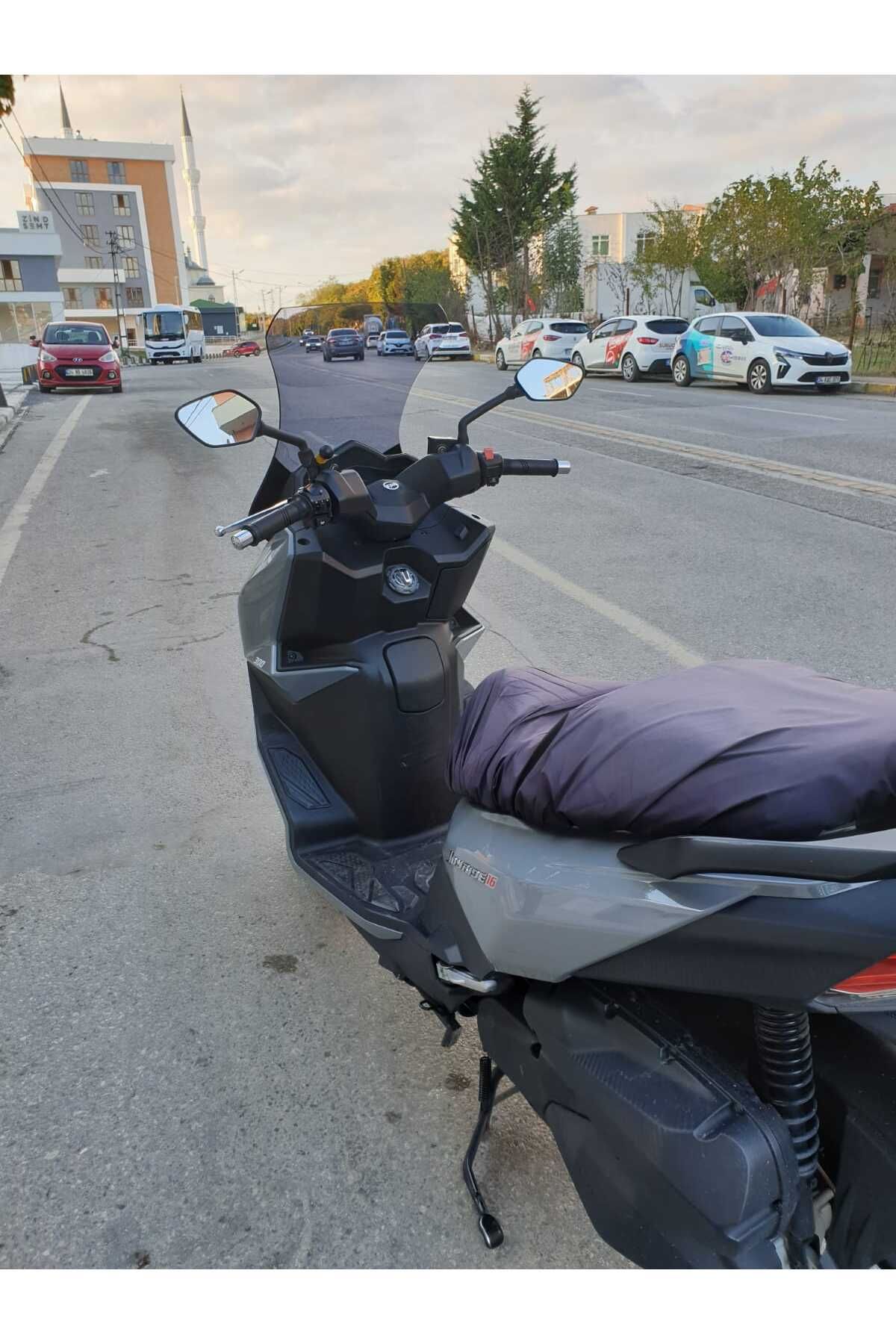 SYM Joyride 300 Siperlik Ön Cam 2023-2025 Model 65cm Füme Renkli 4mm ORTA BOYLU CAM