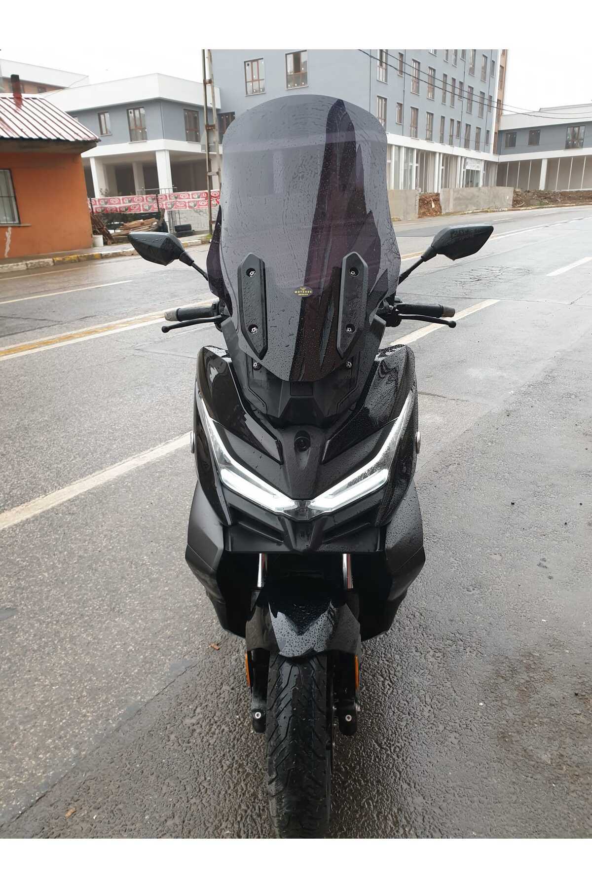 Voge SR4 Siperlik Ön Cam 2022-2025 Model 70cm Siyah Renkli 4mm
