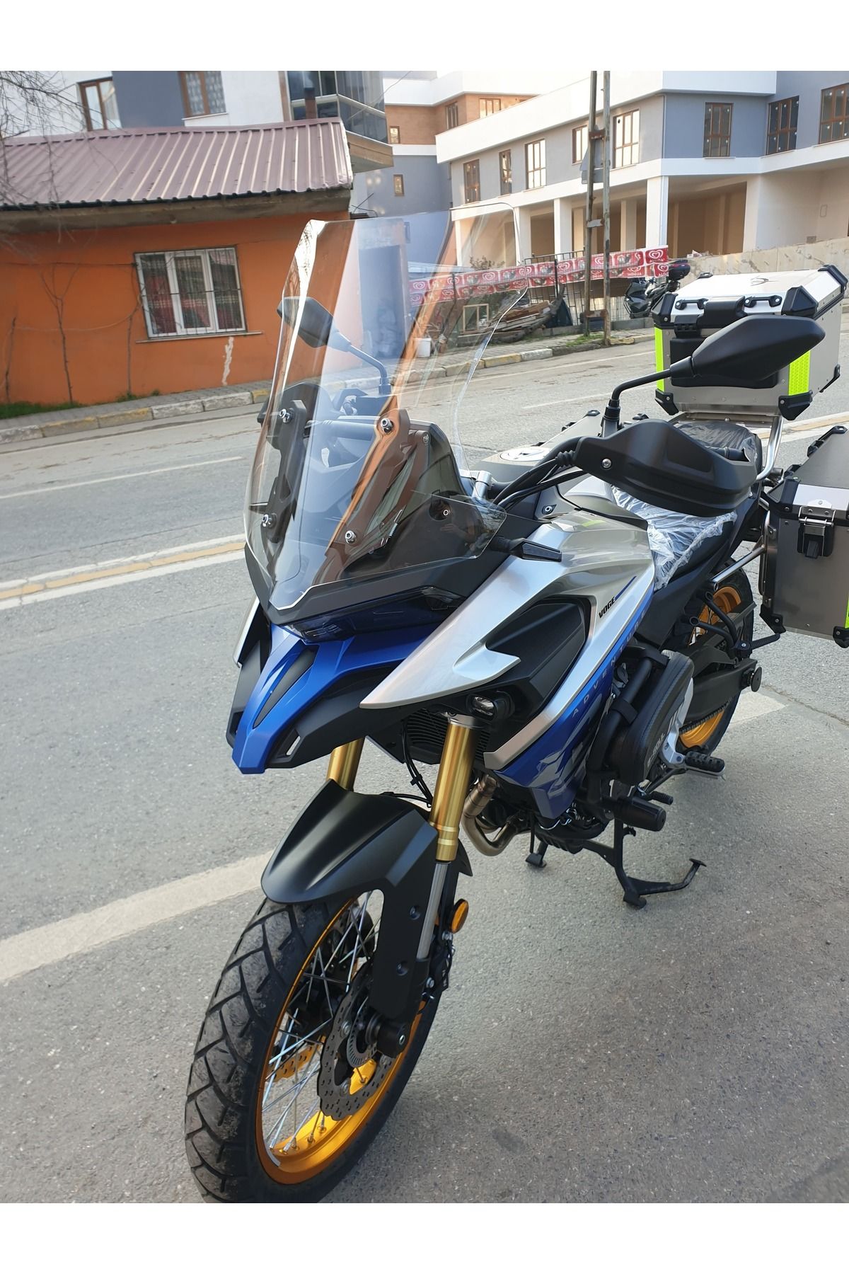 Voge DSX 525 Siperlik Ön Cam 2023-2025 Model 56cm Şeffaf Renkli 4mm SPORTİF MODEL