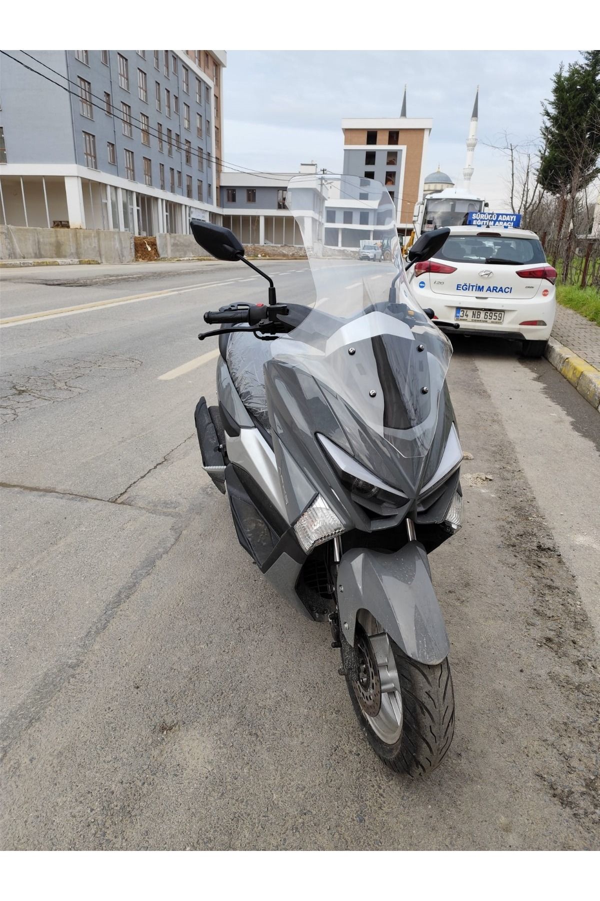 Volta Apec Apx5 Siperlik Ön Cam 2023-2025 Model 78cm şeffaf Renkli 4mm UZUN CAM