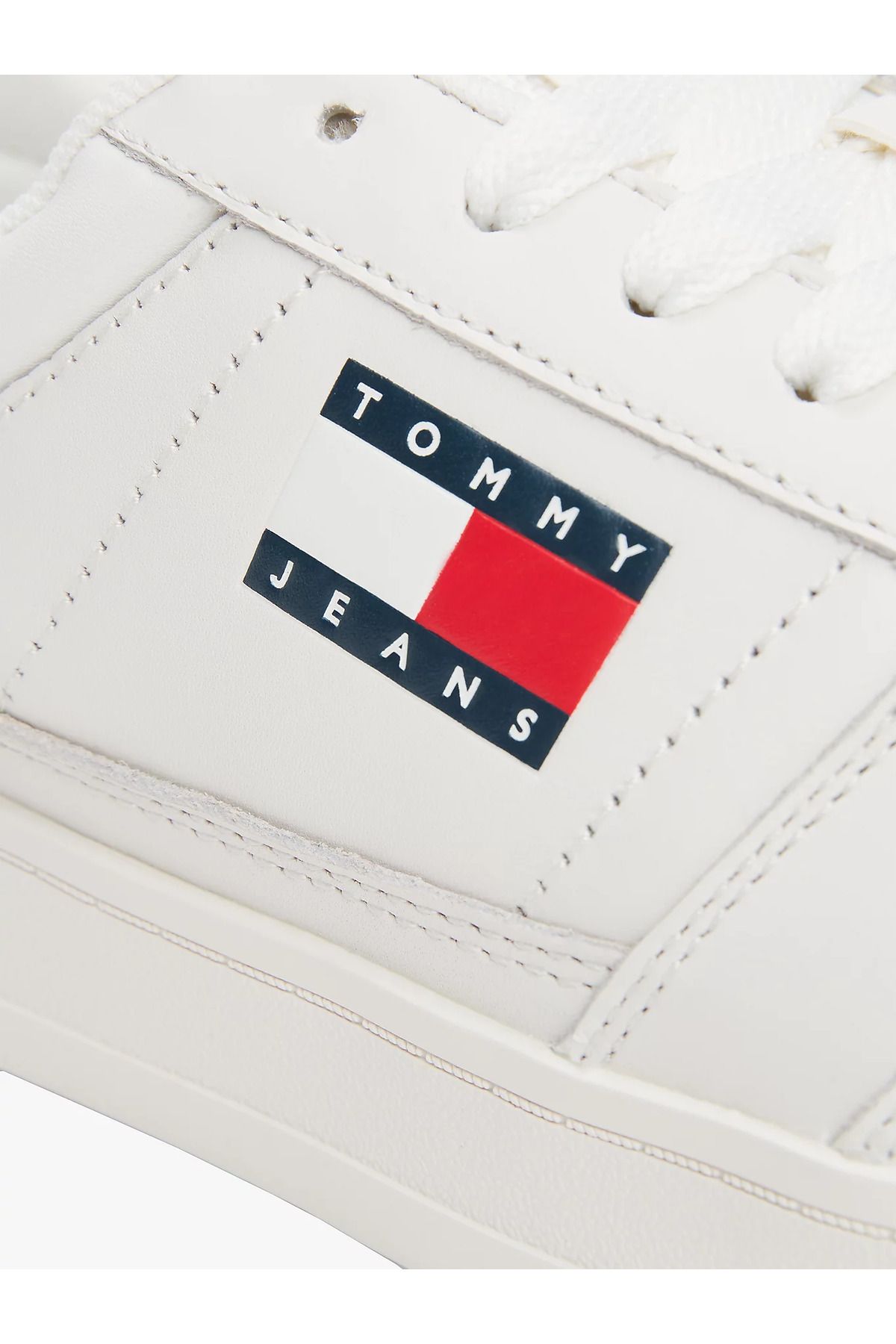 Tommy Hilfiger-Men's Comfortable Flat Sole Breathable Top Surface Leather White Sneakers Em0Em01574-Ybl 7