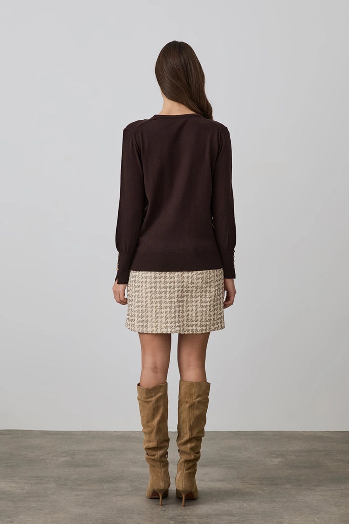 Gusto-Crew Neck Button Detailed Knitwear Sweater - Brown 6