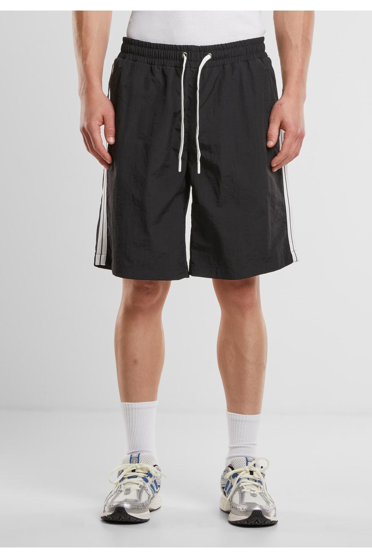 Urban Classics-Boardshorts mit aufgesetzten Streifen 7