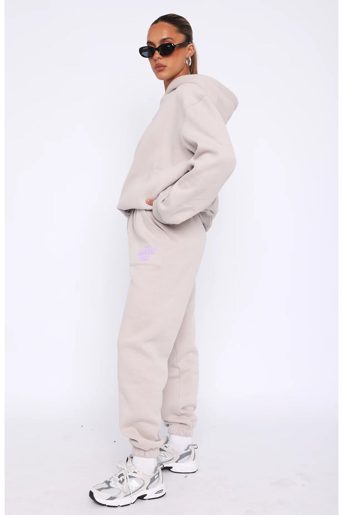 The Champ Clothing-بنطال رياضي نسائي من White Fox - خصر حجري، جيوب، طباعة Pink Vol 3 2