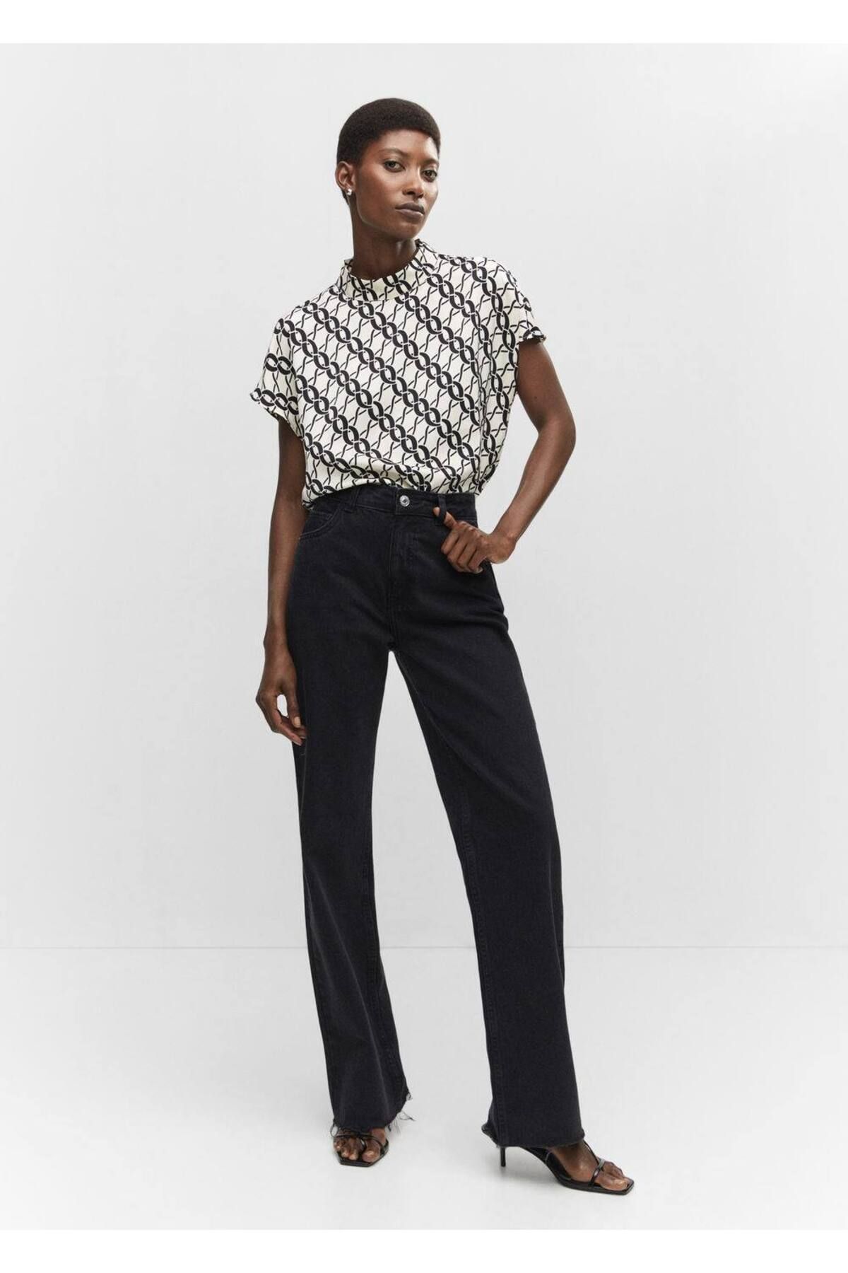 MANGO Woman-Bluse mit Ketten-Print 2