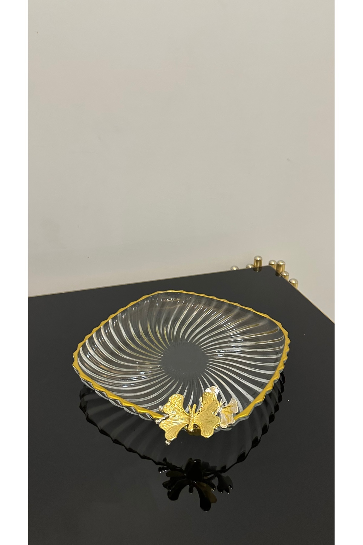 USD HOME-Serving Presentation Plate with Square Gild Butterfly Accessories 24 cm 3