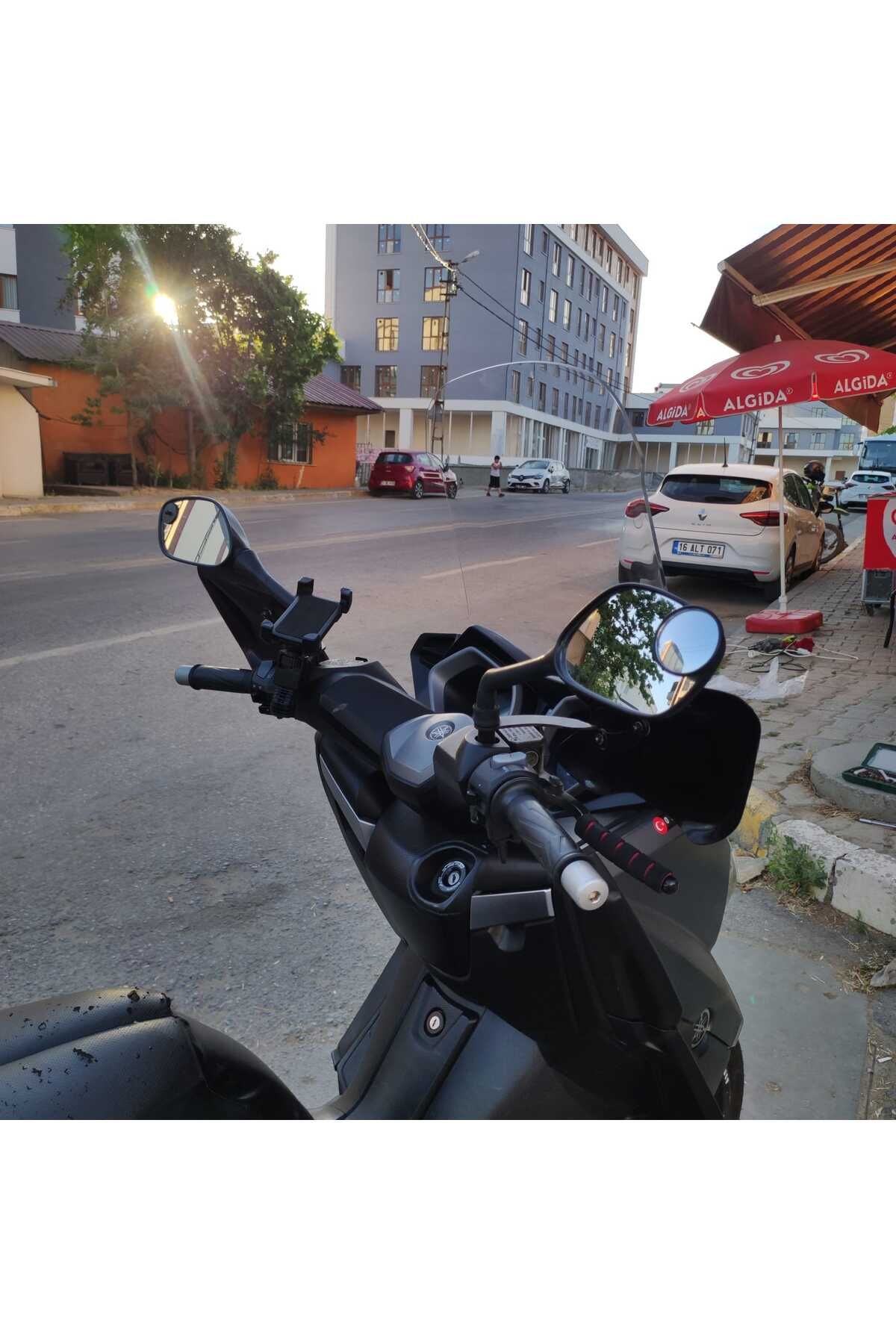 Yamaha Xmax 250 Siperlik Ön Cam 2014 2017 Model 58cm Şeffaf Renkli 4mm