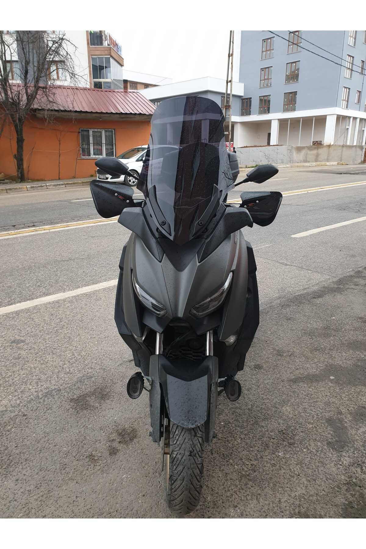 Yamaha Xmax 250 Siperlik Ön Cam 2018 2022 Model 65cm Siyah Renkli 4mm ORTA BOYLU CAM