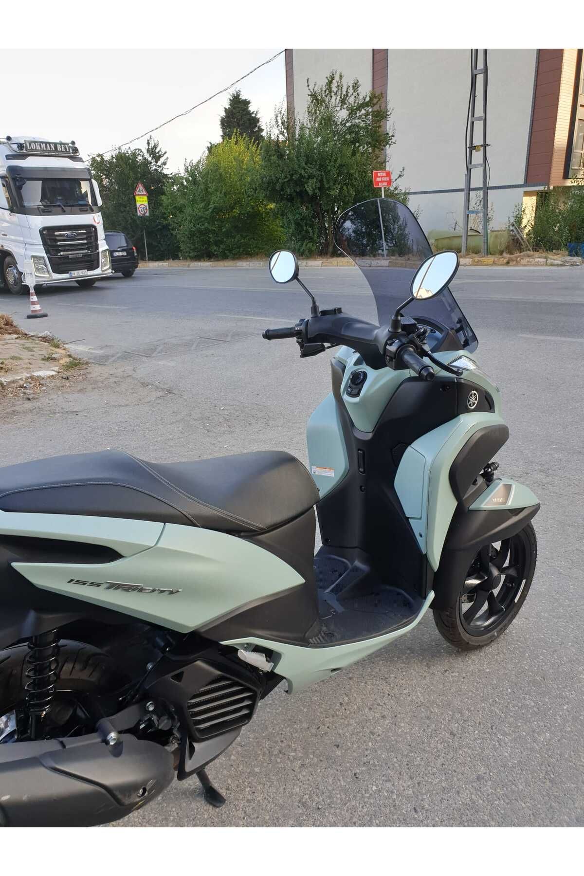Yamaha Tricity 155 Siperlik Ön Cam 2014 2025 Model 60cm Füme Renkli 4mm