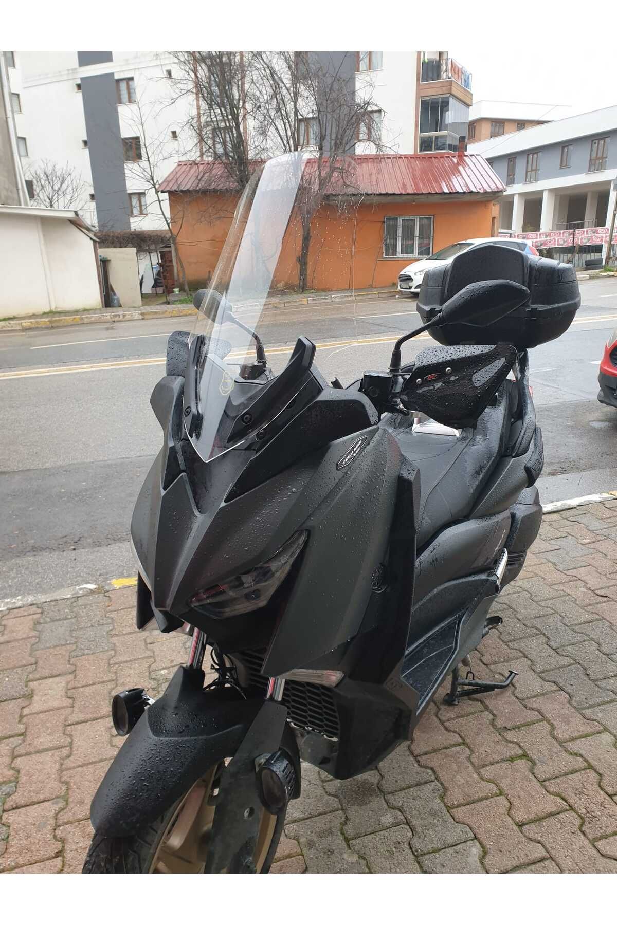 Yamaha Xmax 250 Siperlik Ön Cam 2018 2022 Model 65cm Şeffaf Renkli 4mm ORTA BOYLU CAM