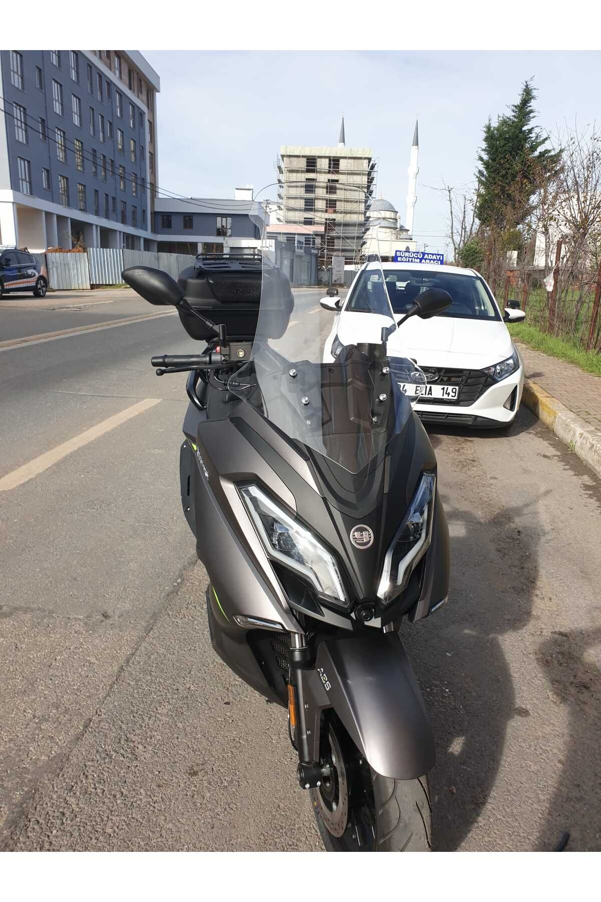 Yuki Explorer 250 Siperlik Ön Cam 2021-2025 Model 72cm Şeffaf Renkli 4mm UZUN CAM