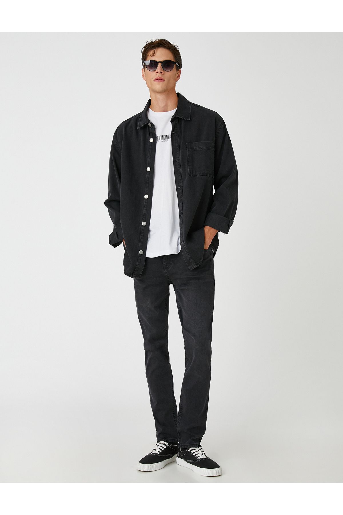 complete the look image