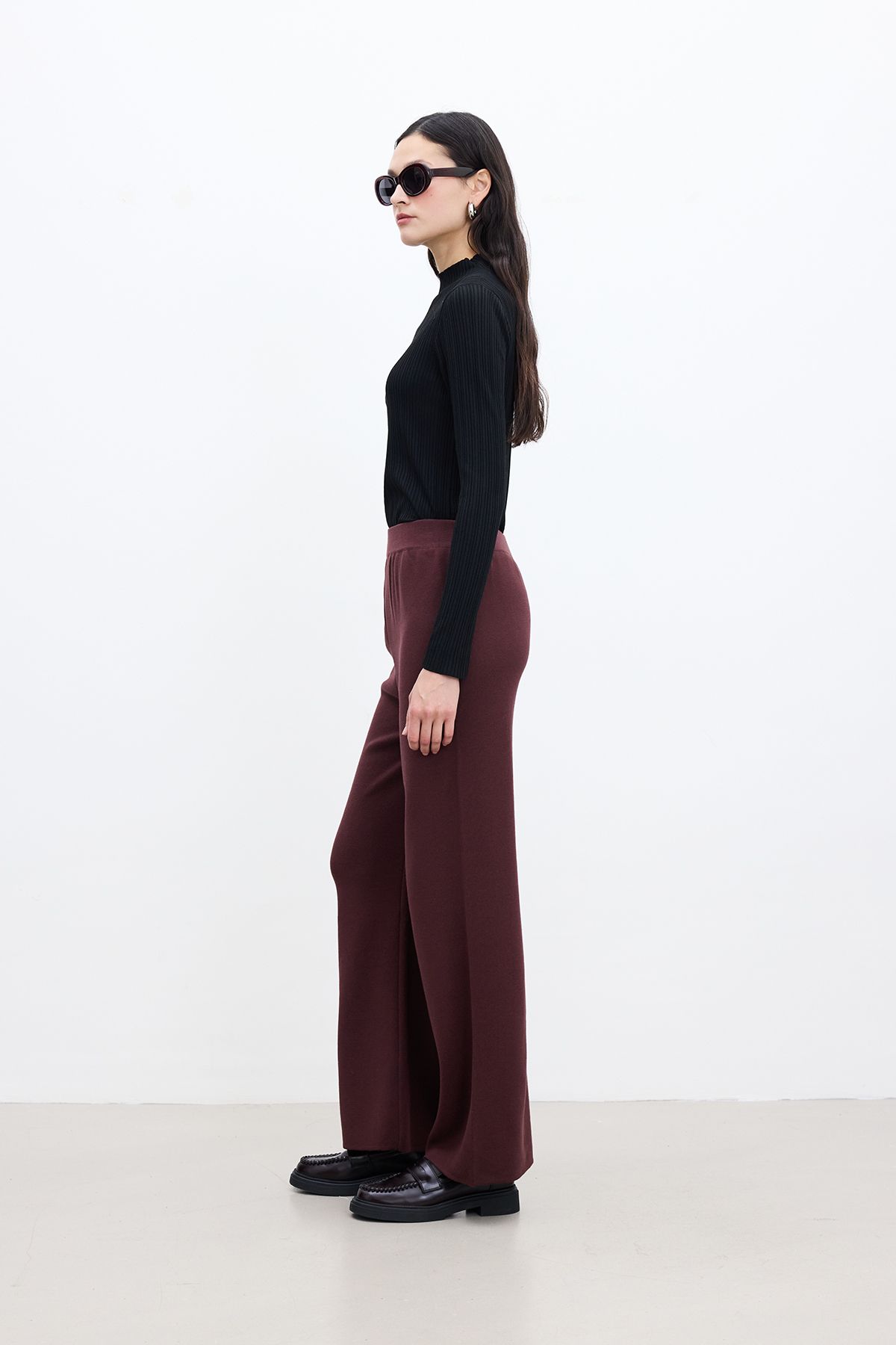 Manuka-Burgundy Knitwear Straight Leg Trousers 4