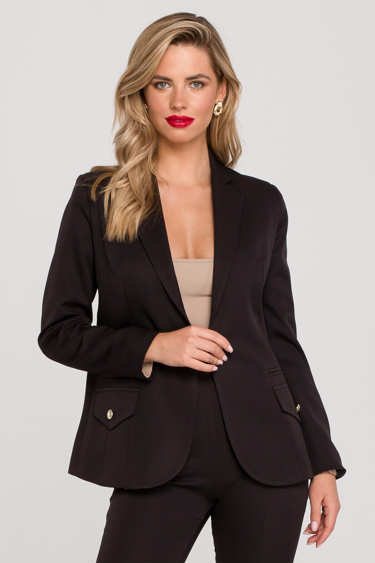 Makover-Elegant blazer with decorative buttons 6