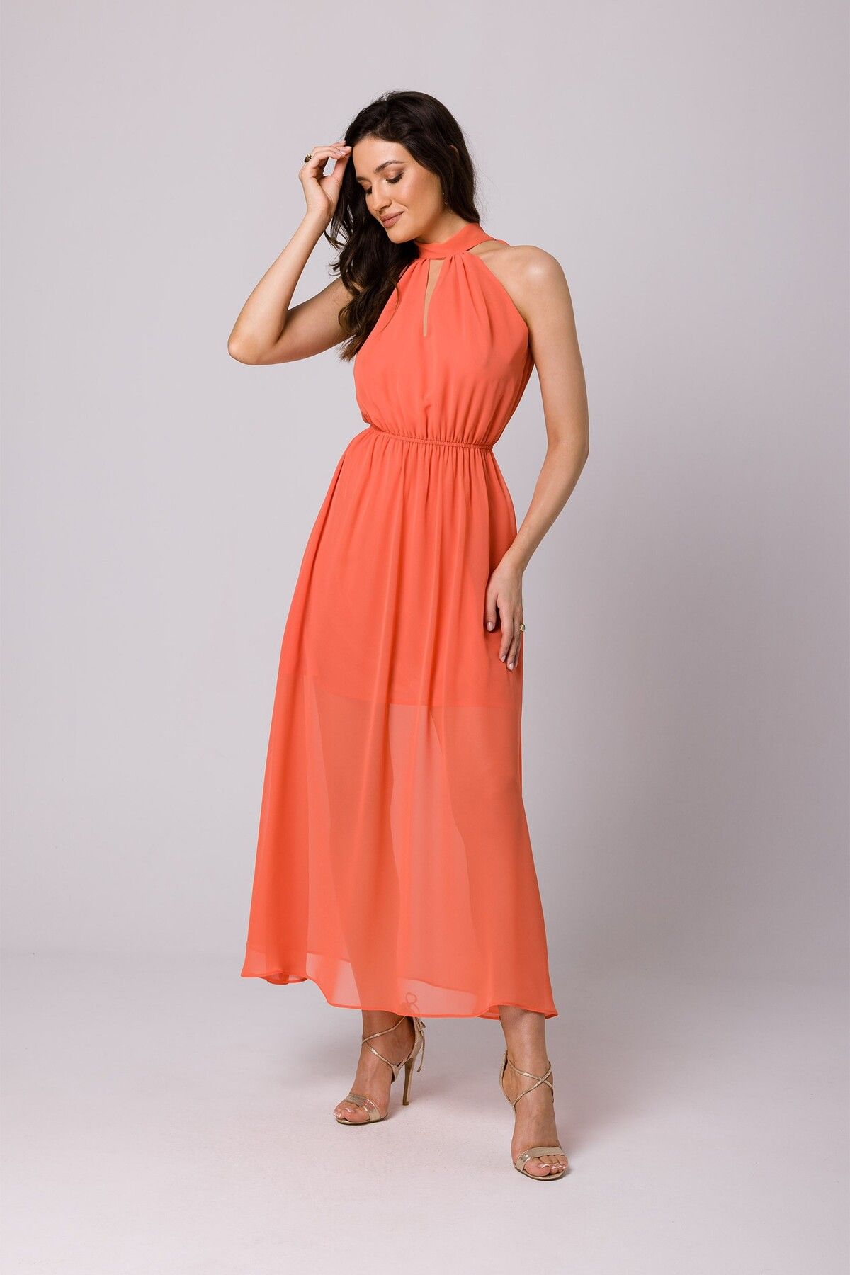 Makover-Chiffon dress with a tie around the neck 3