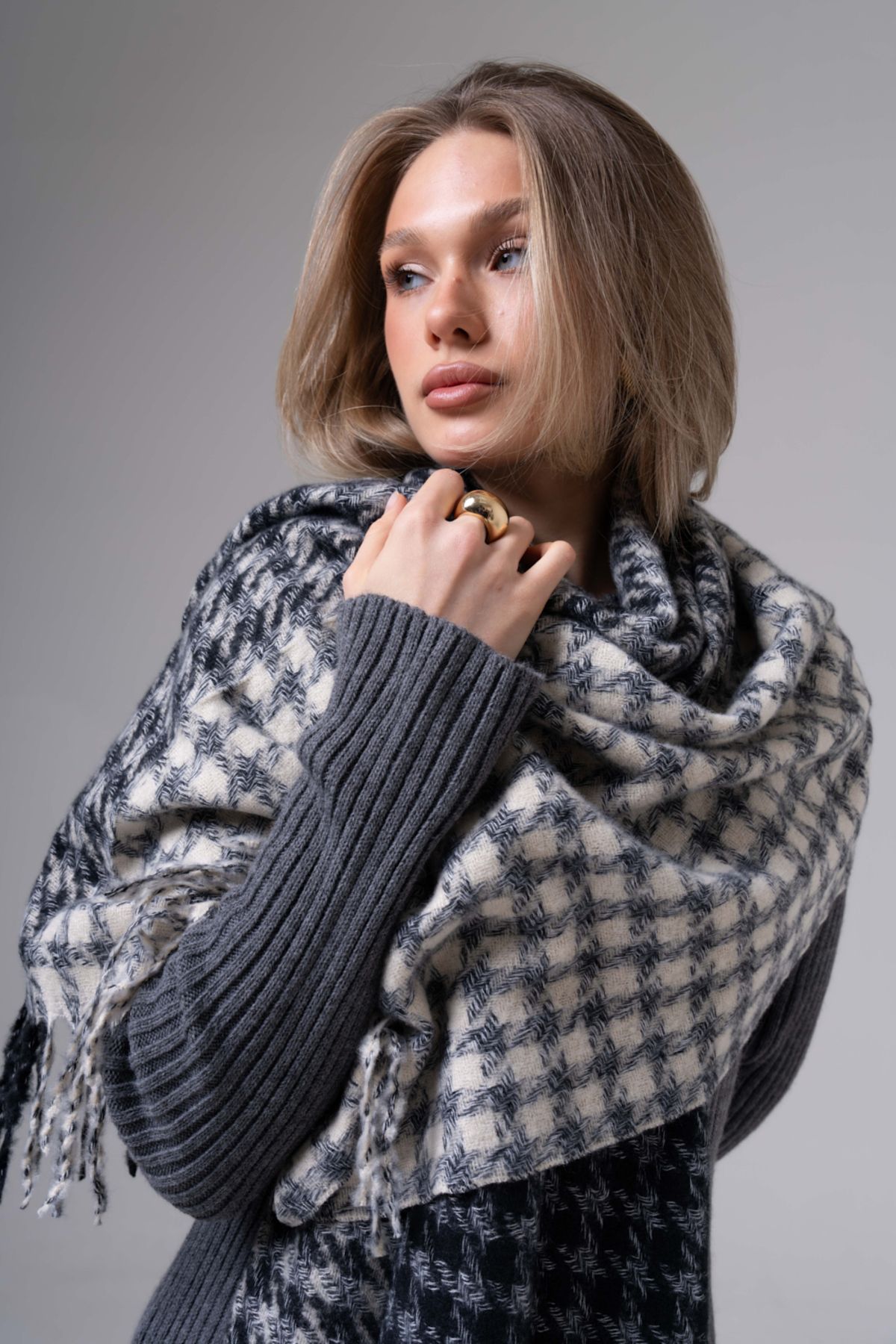 SOFT AKSESUAR-Roy Gradient Pattern Wool Blended Scarf 4