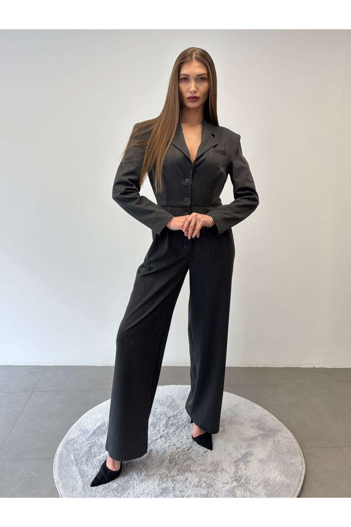 ossons-Buttoned Jumpsuit with Shoulder Padding 5