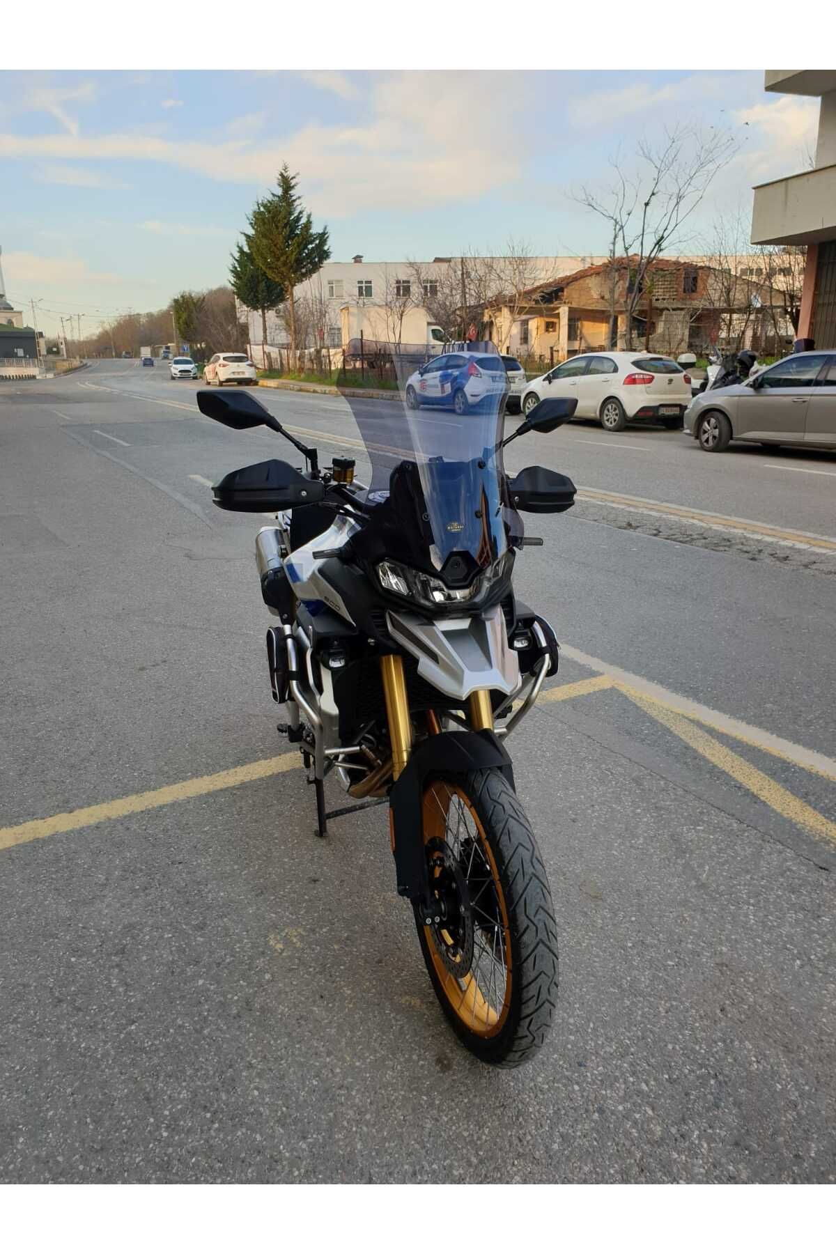 Voge DSX 900 Siperlik Ön Cam 2025 Model 53cm Füme Renkli 4mm