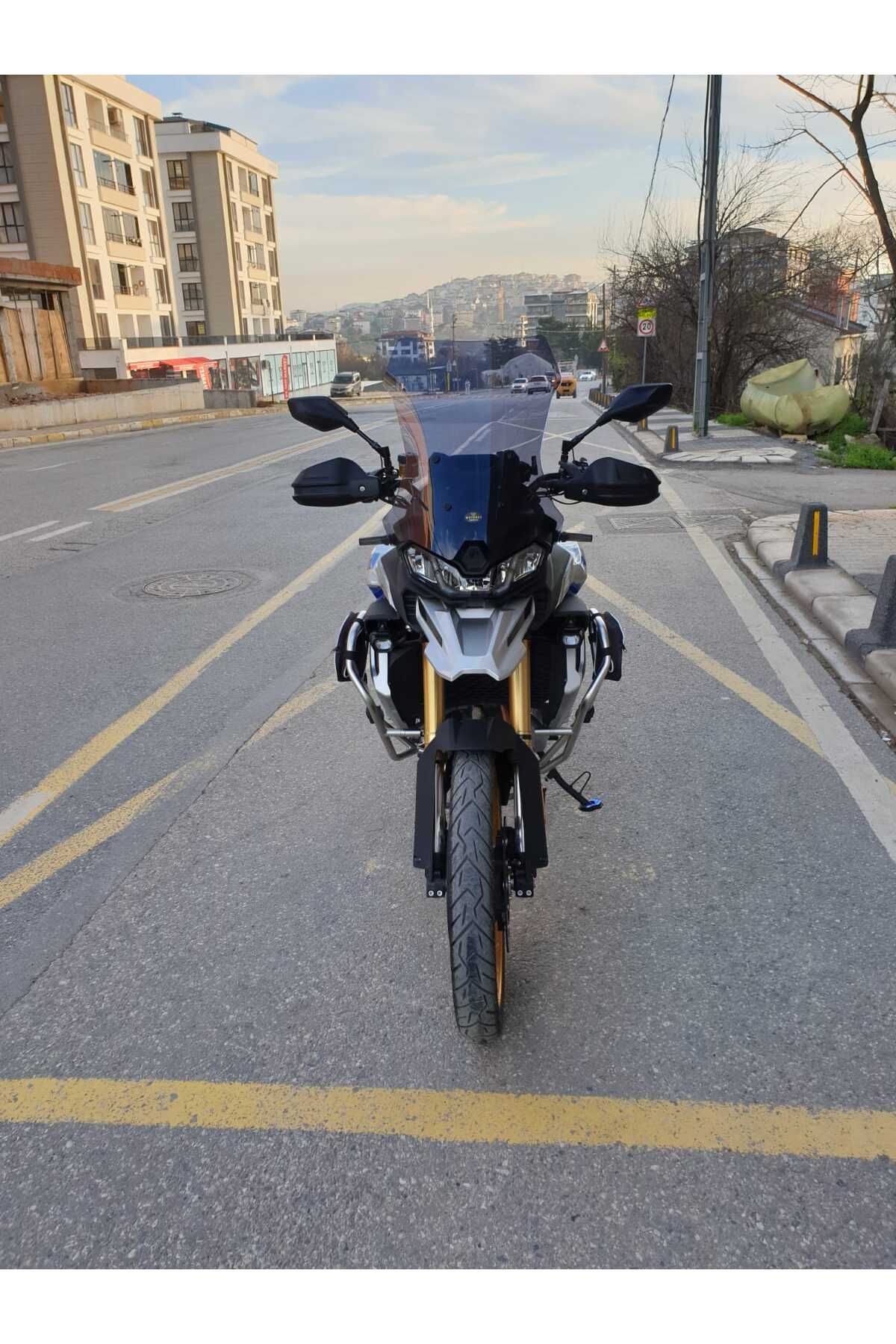 Voge DSX 900 Siperlik Ön Cam 2025 Model 53cm Füme Renkli 4mm