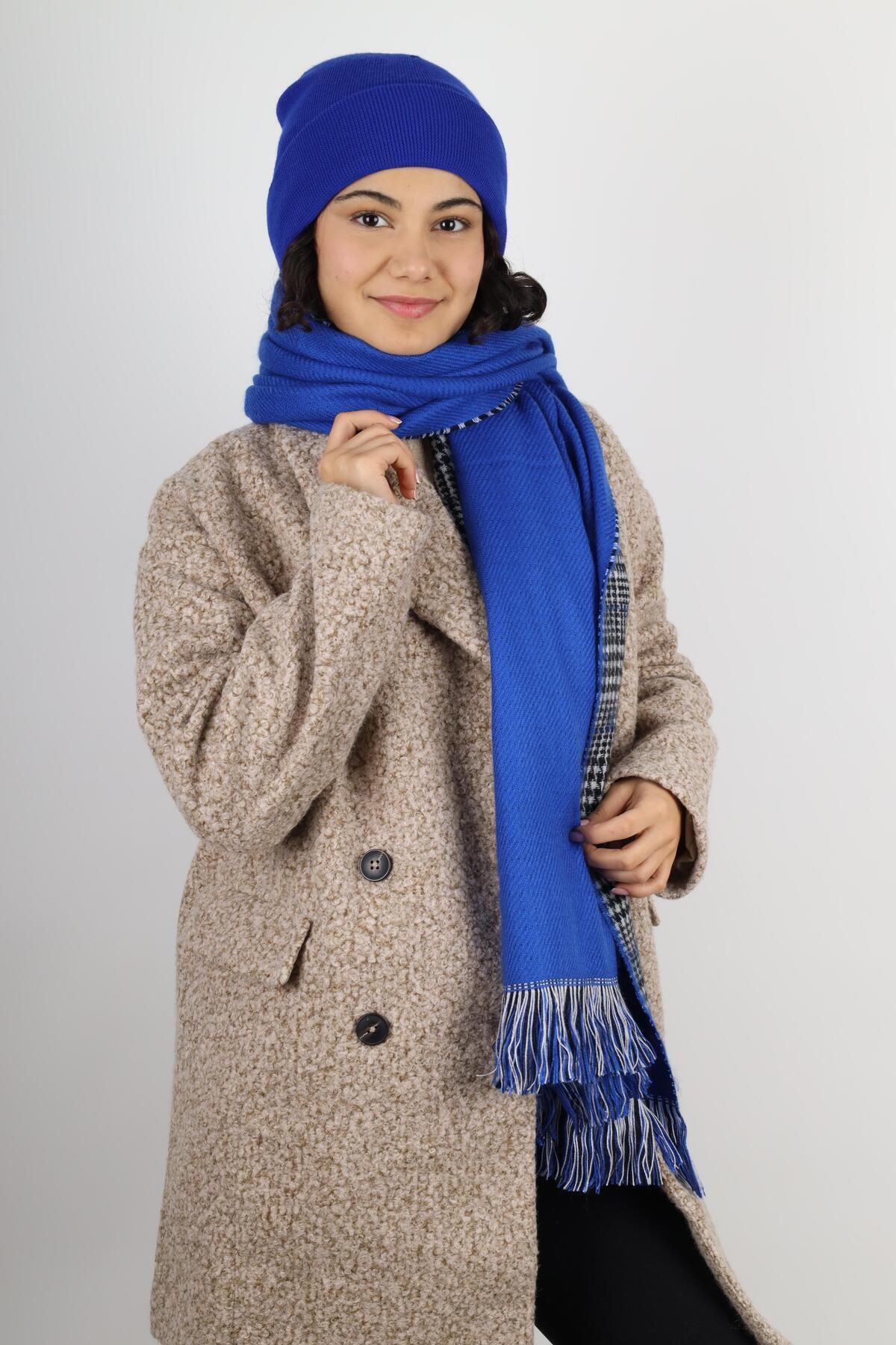 MinaCarin Kadın Mavi Bere Ve Çift Taraflı Atkı Kombini