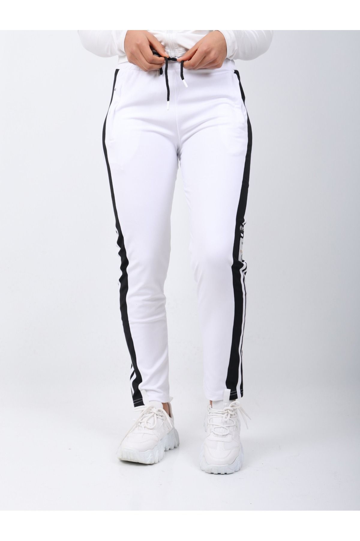 MERTEX-Diver Fabric Sweatpants with Fleto Pockets and Side Strips 2