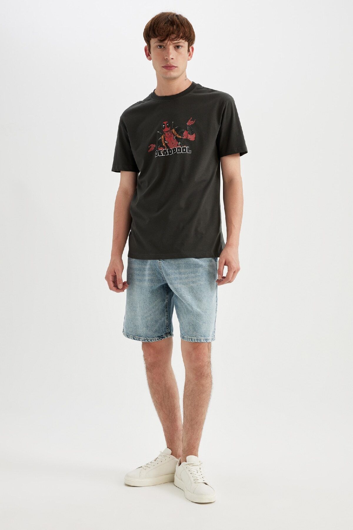 complete the look image