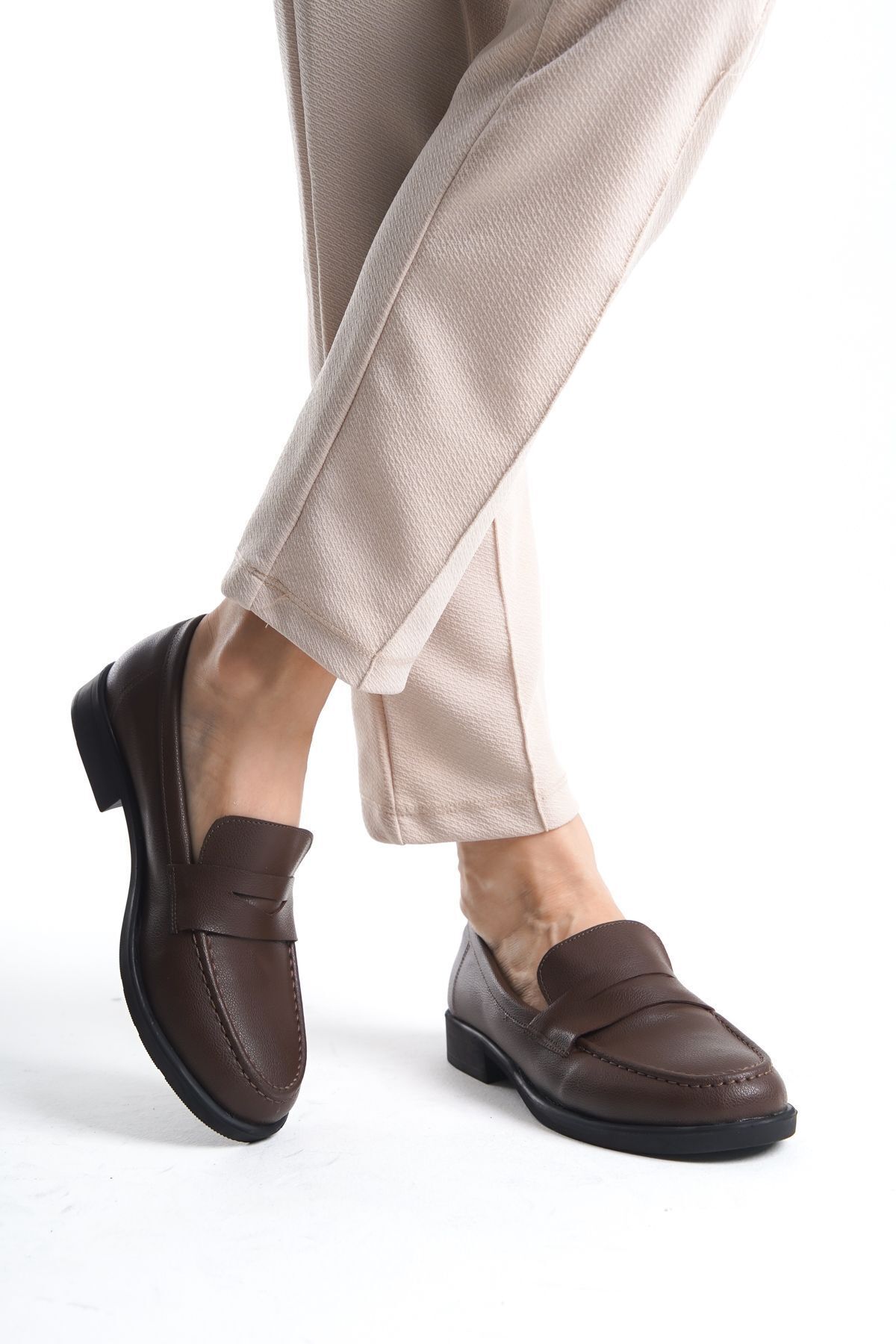 Diardi-Brown Low Heeled Women's Loafers - Casual 6