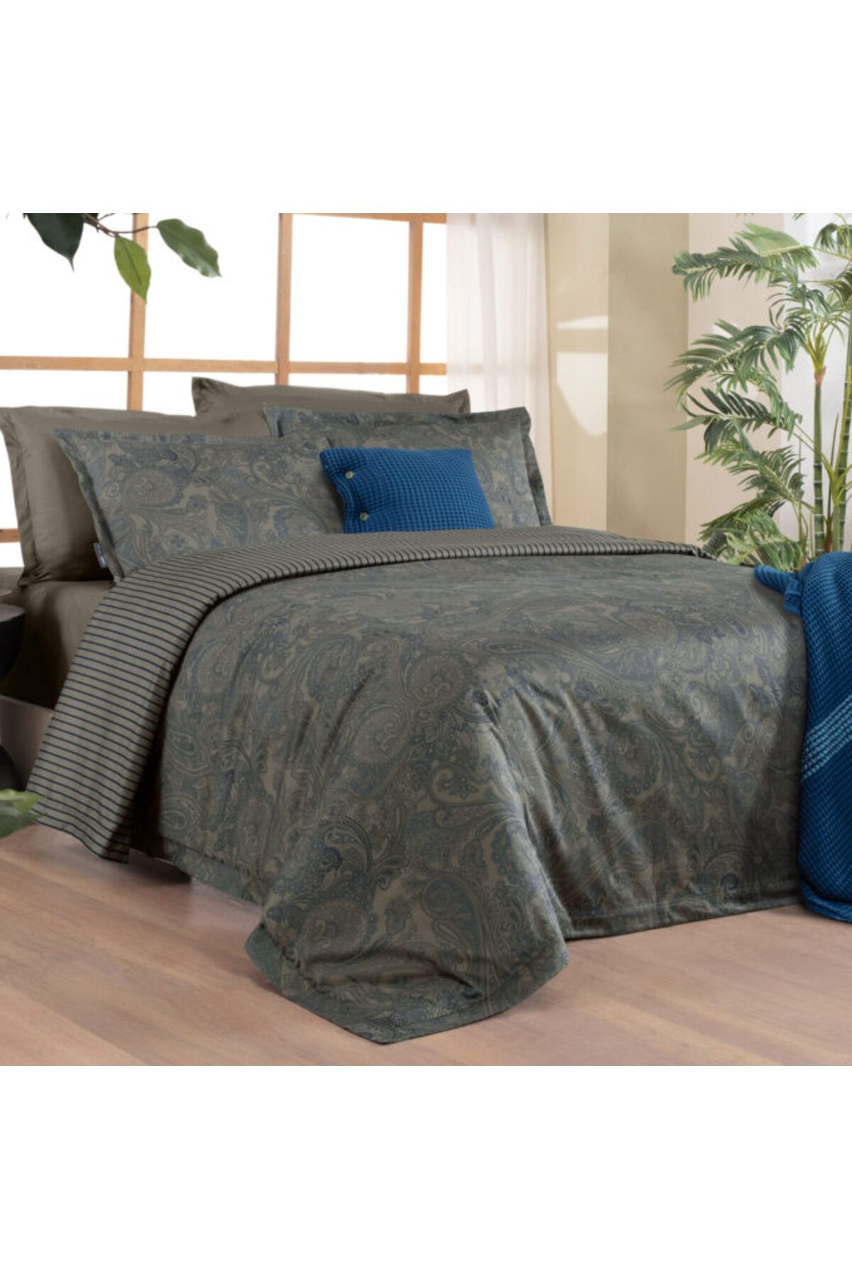 Sarev-Keanna King Size 100% Cotton Satin "300 Tc" Bedding Set 1