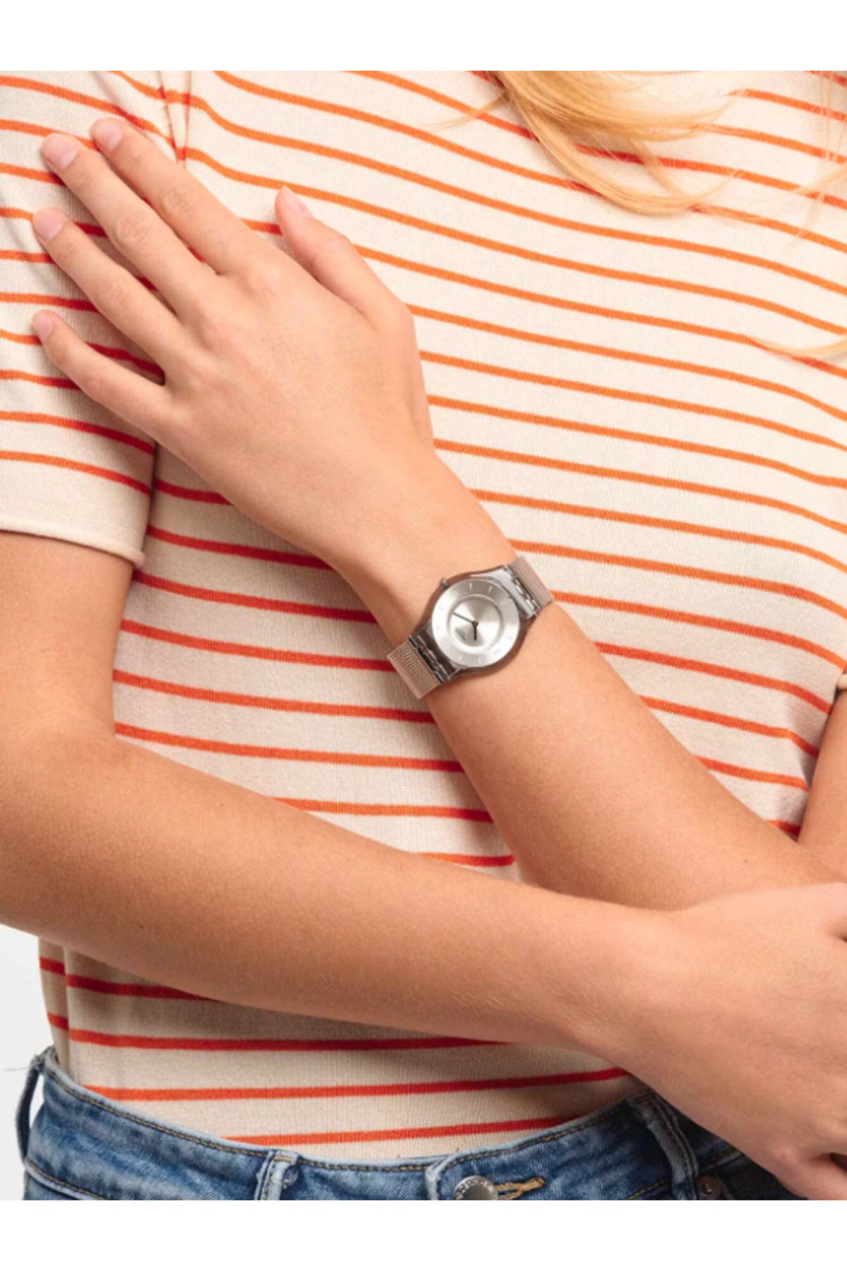 Swatch-Sfm118m Model Women's Wristwatch 2