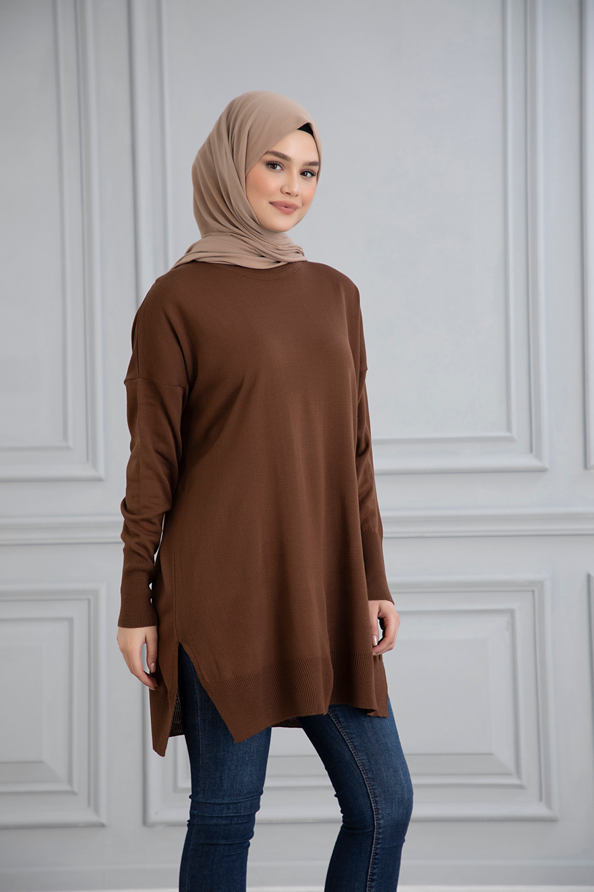 complete the look image