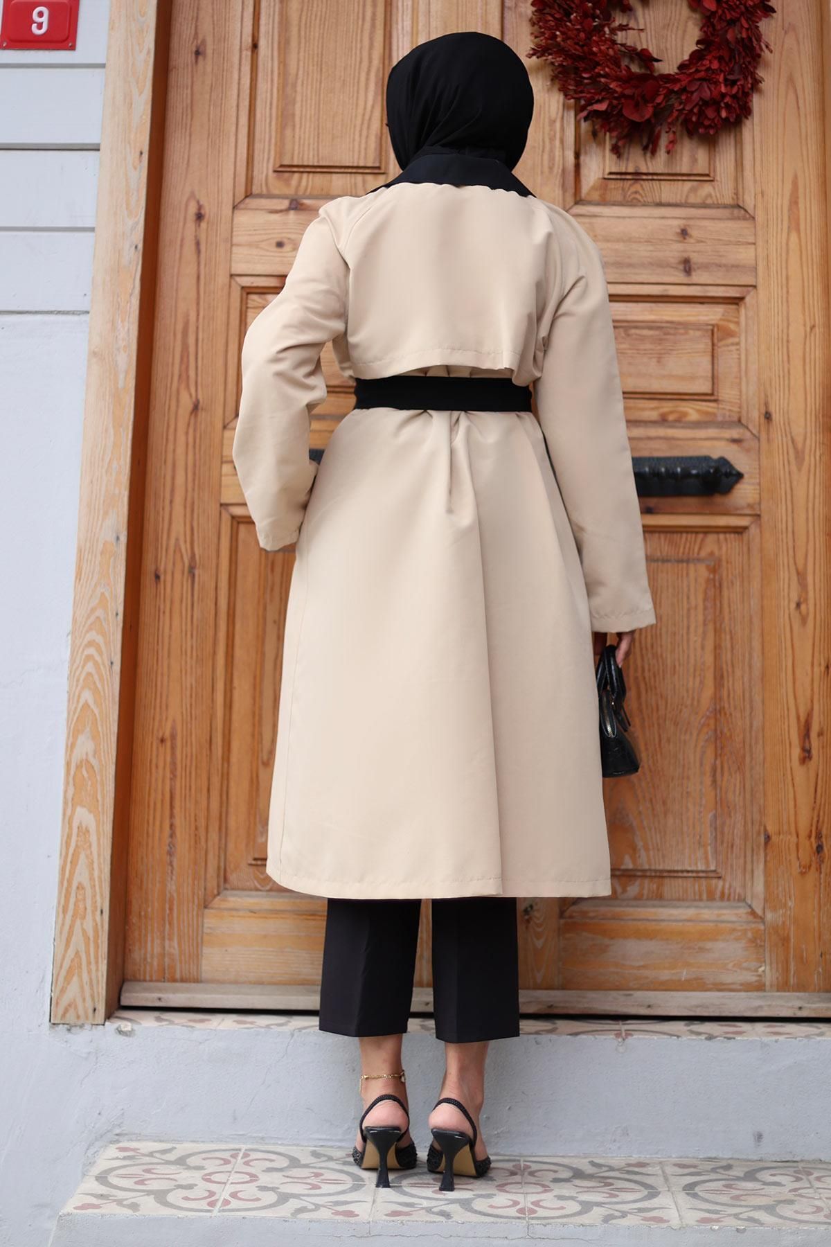 Herita-Trenchcoat mit Knopfleiste vorn und Verzierung - UK 5