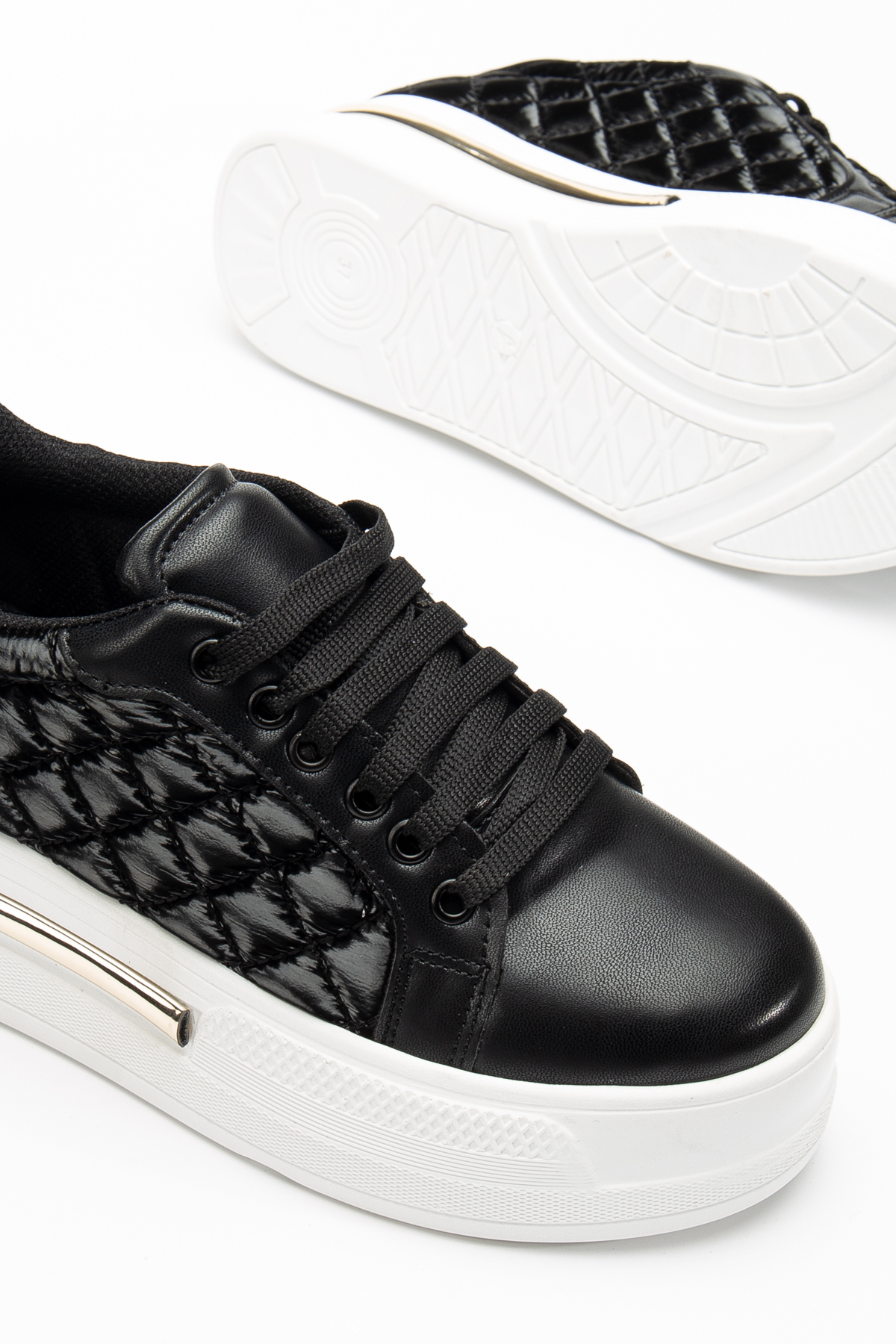 Berfu shoes Cilt Beyaz Tabanlı 5 Cm Taban Bağcıklı Spor Ayakkabı görsel 3